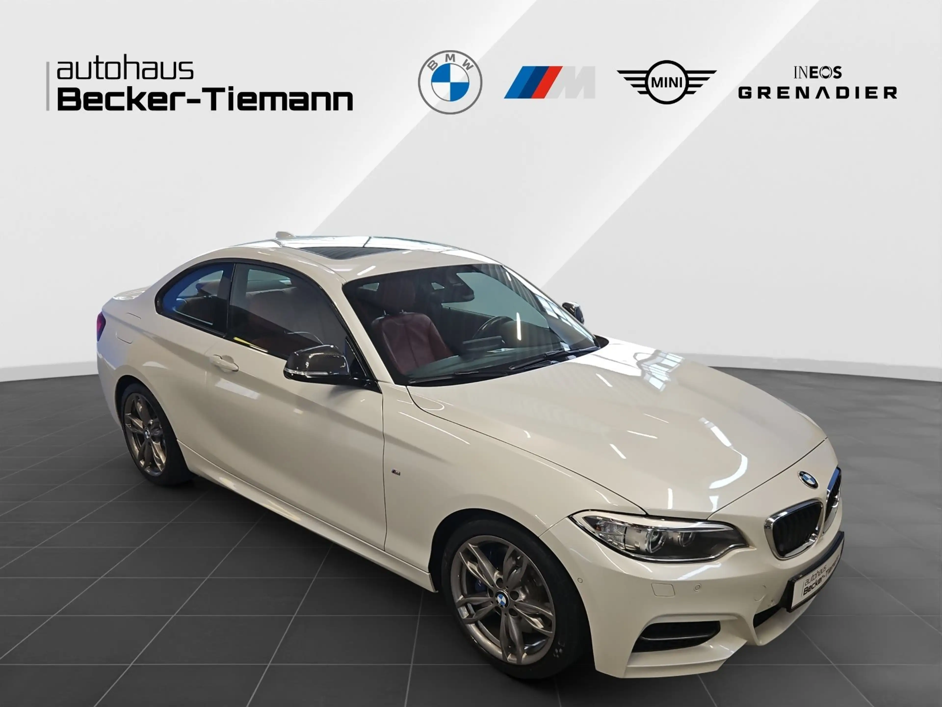 BMW M2 40i xDrive Coupé — photo 7