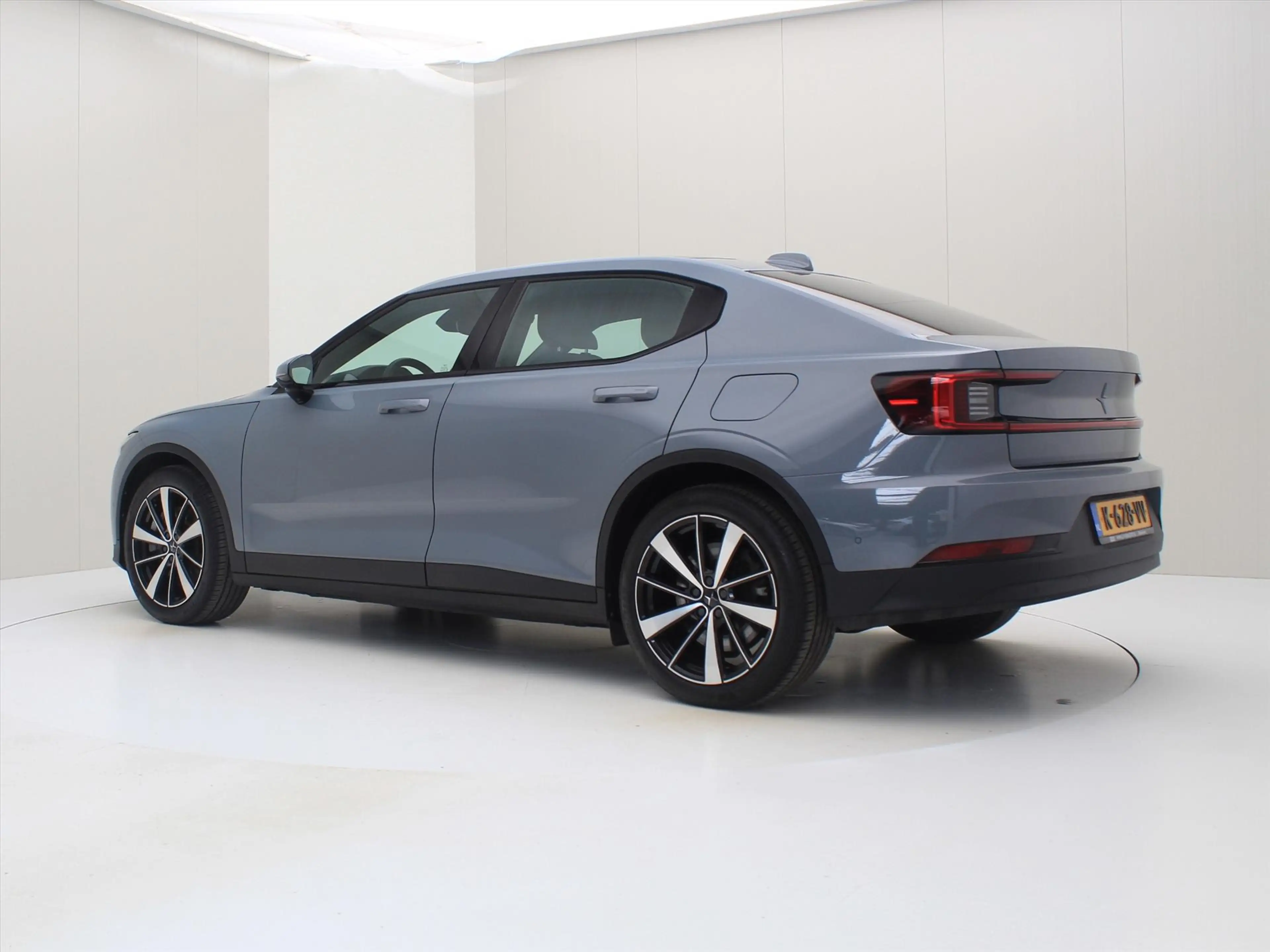 Polestar 2 Long Range Dual Motor 408pk Launch Ed. 90% SoH [ T — photo 3