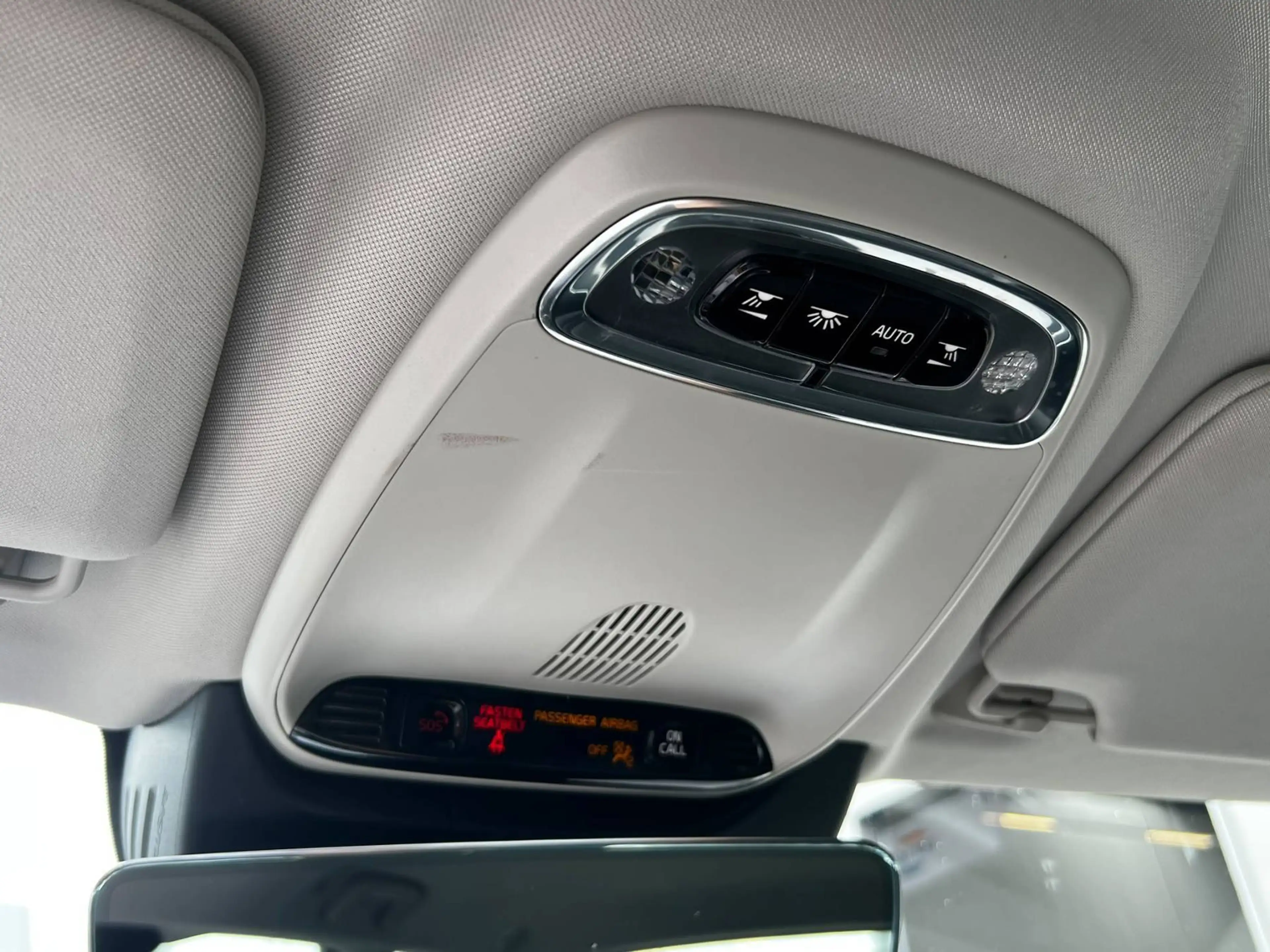 Volvo V90 D3 2.0 Kombi Momentum Pro AHK+NAV+LED+KAM — photo 14