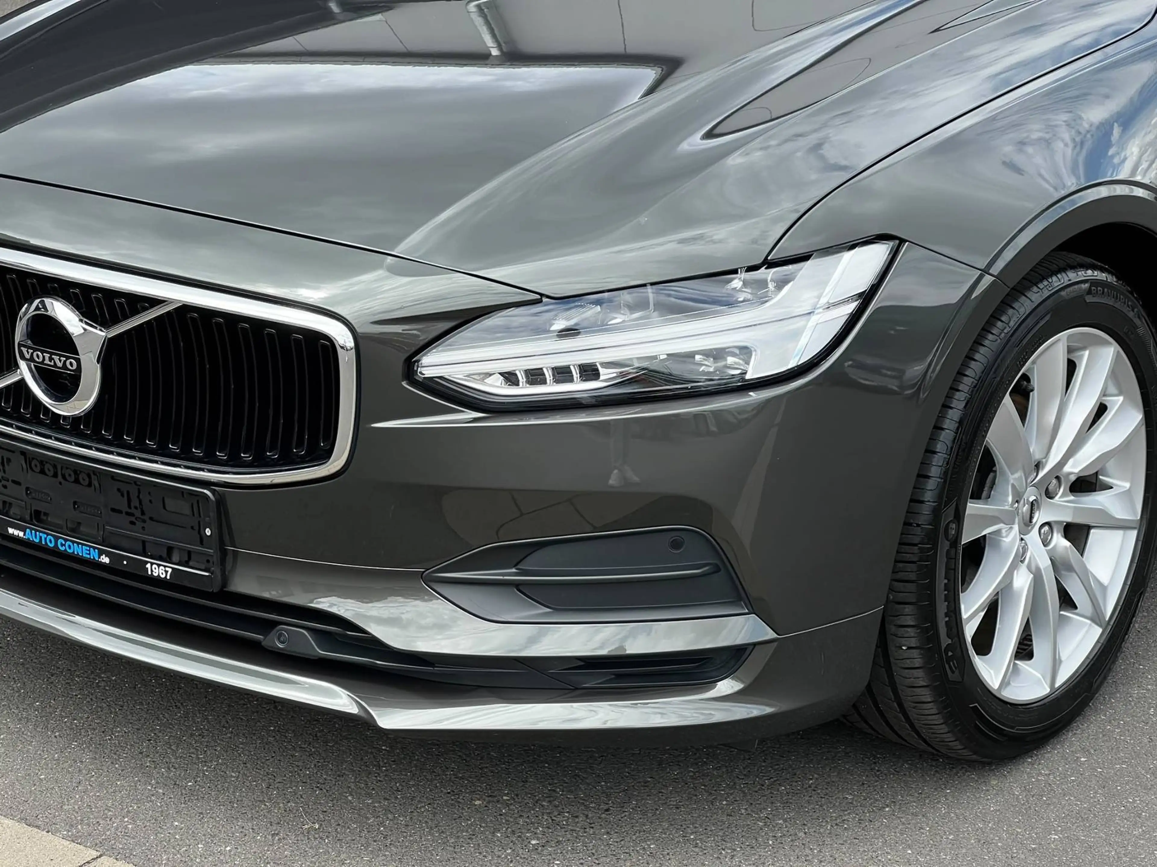 Volvo V90 D3 2.0 Kombi Momentum Pro AHK+NAV+LED+KAM — photo 2