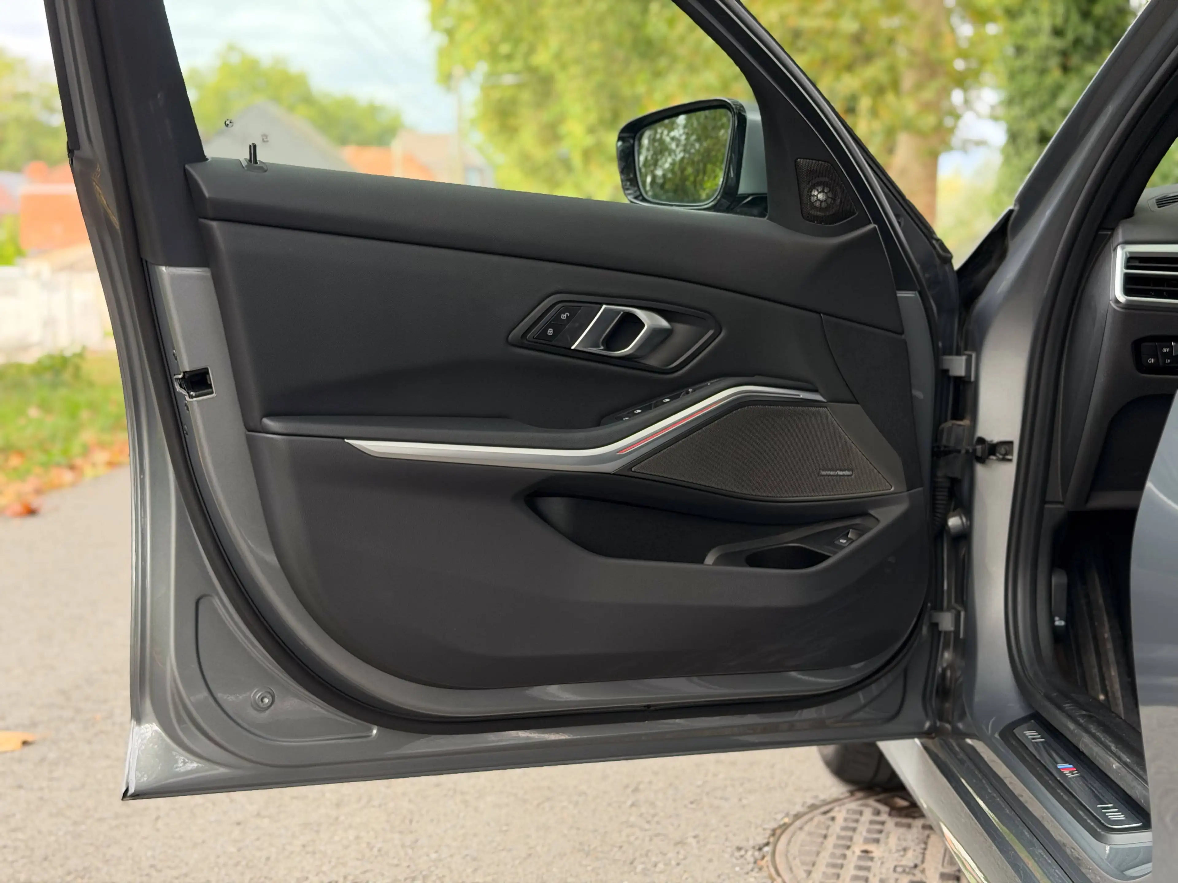 BMW 318 Toit ouvrant - Harman Kardon - Garantie constructeur 02/27 - 318iA — photo 8