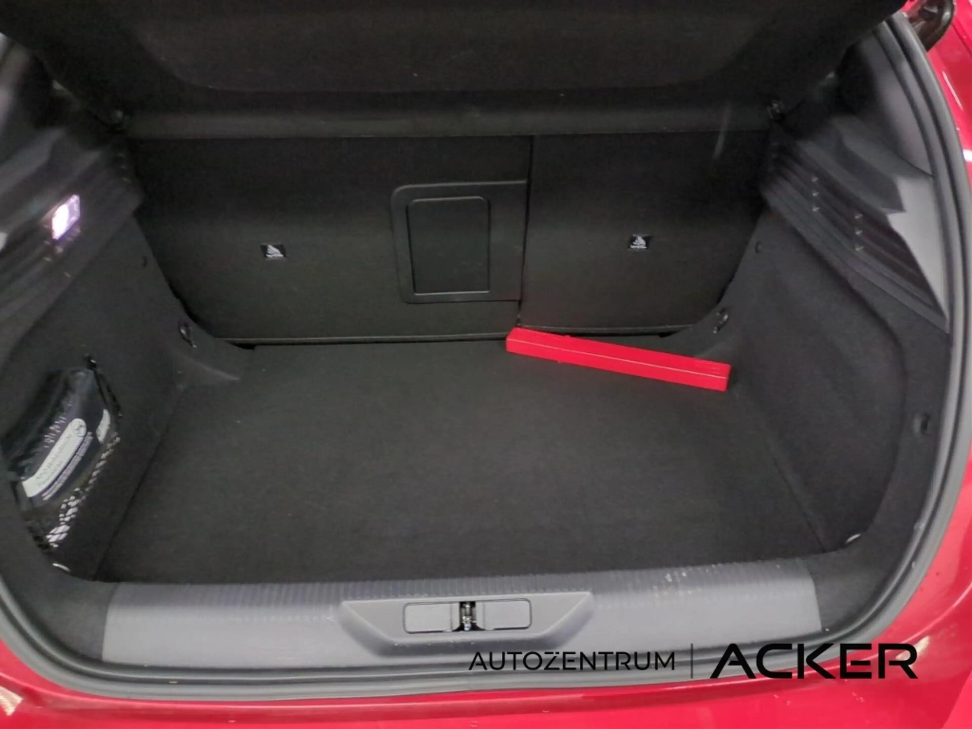 Peugeot 308 Allure 1.5 BlueHDI 130  AT8 360Kam/LED -47%* — photo 8