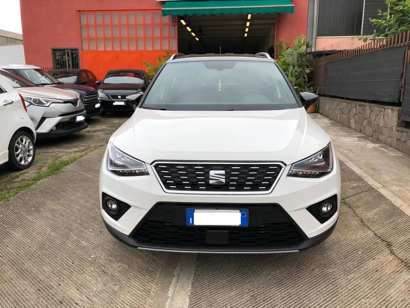 SEAT Arona 1.0 EcoTSI 115 CV Style Blanc - 2