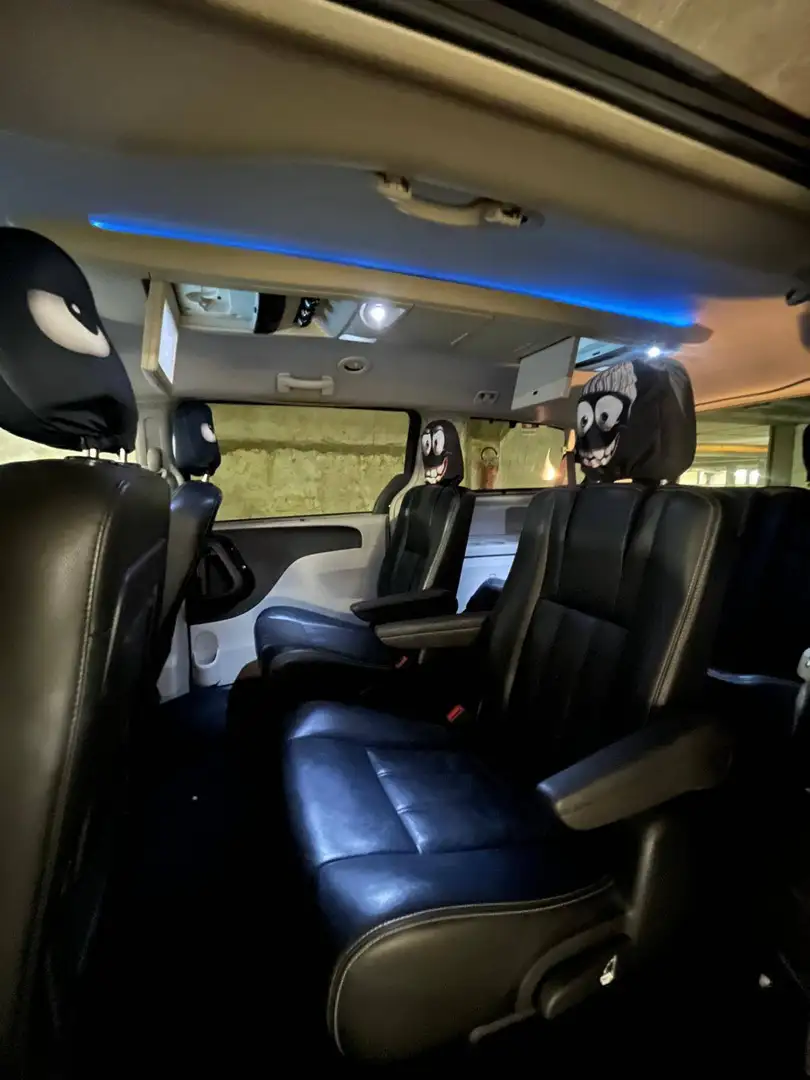 Lancia Voyager Voyager V 2.8L Gold 163cv auto Schwarz - 2