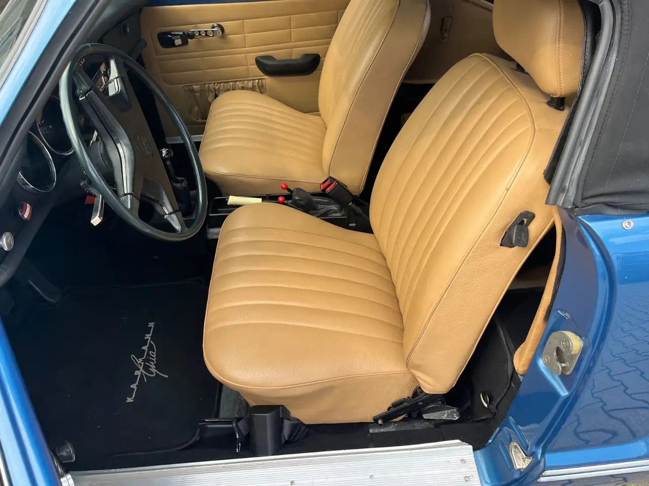 Volkswagen Karmann Ghia Cabrio * 1,8 Liter *, foto 5