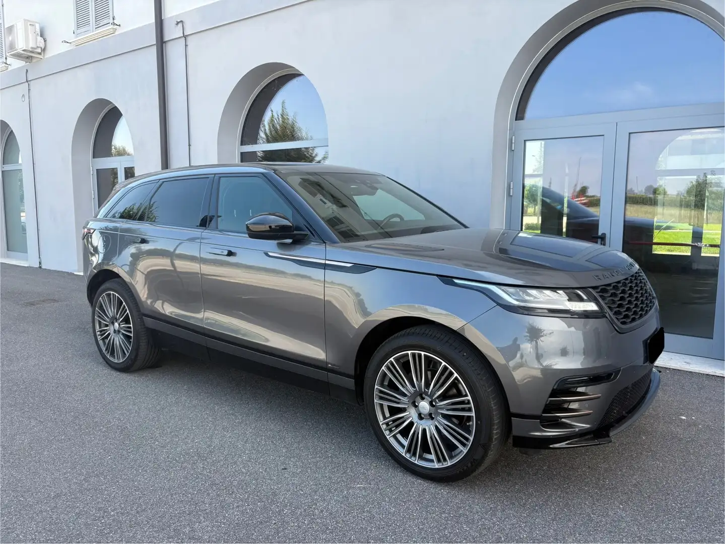 Land Rover Range Rover Velar 2.0 i4 R-Dynamic HSE 240cv auto - 1