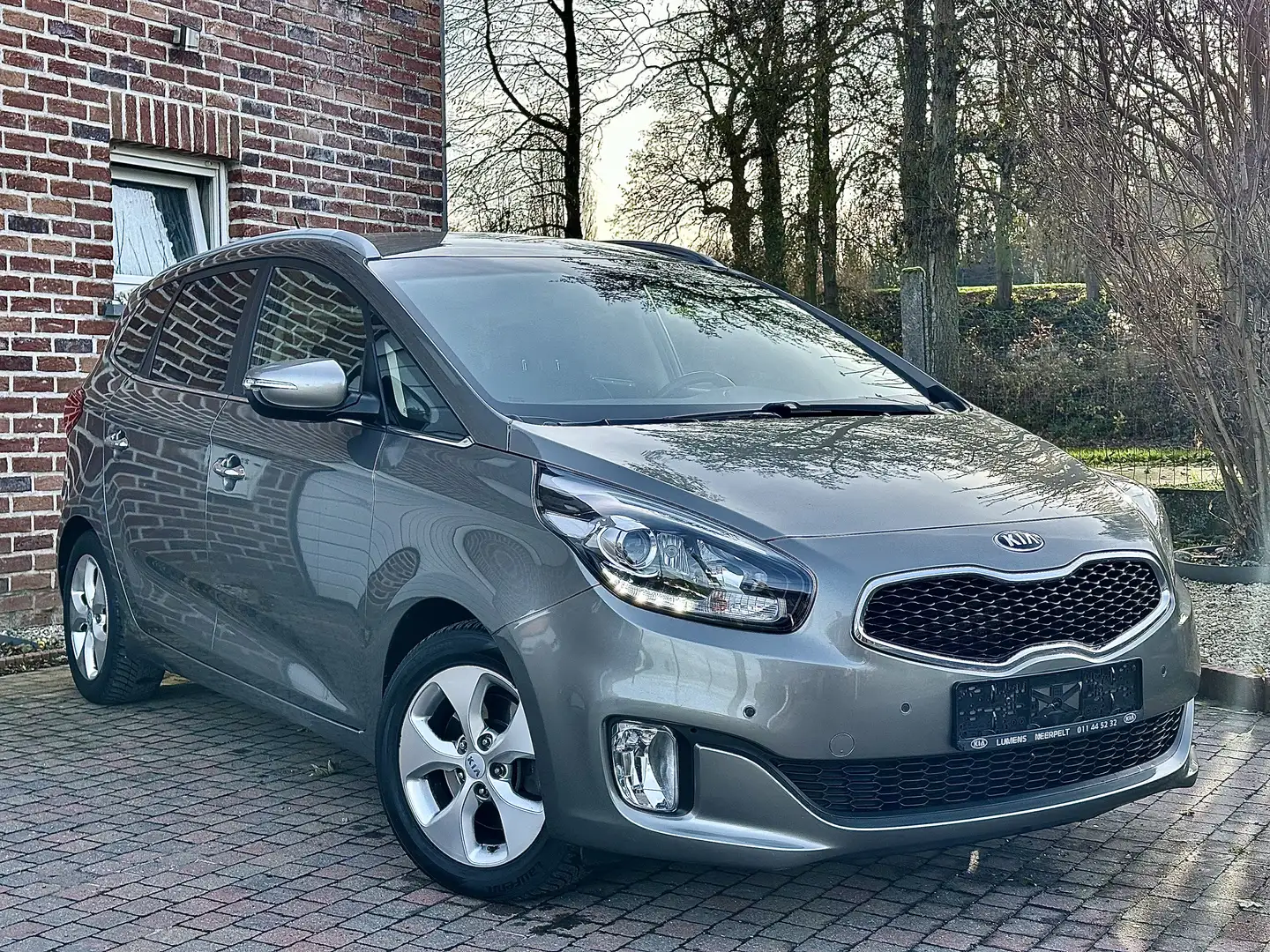 Kia Carens 1.7 CRDI Boite Automatique Bronze - 2