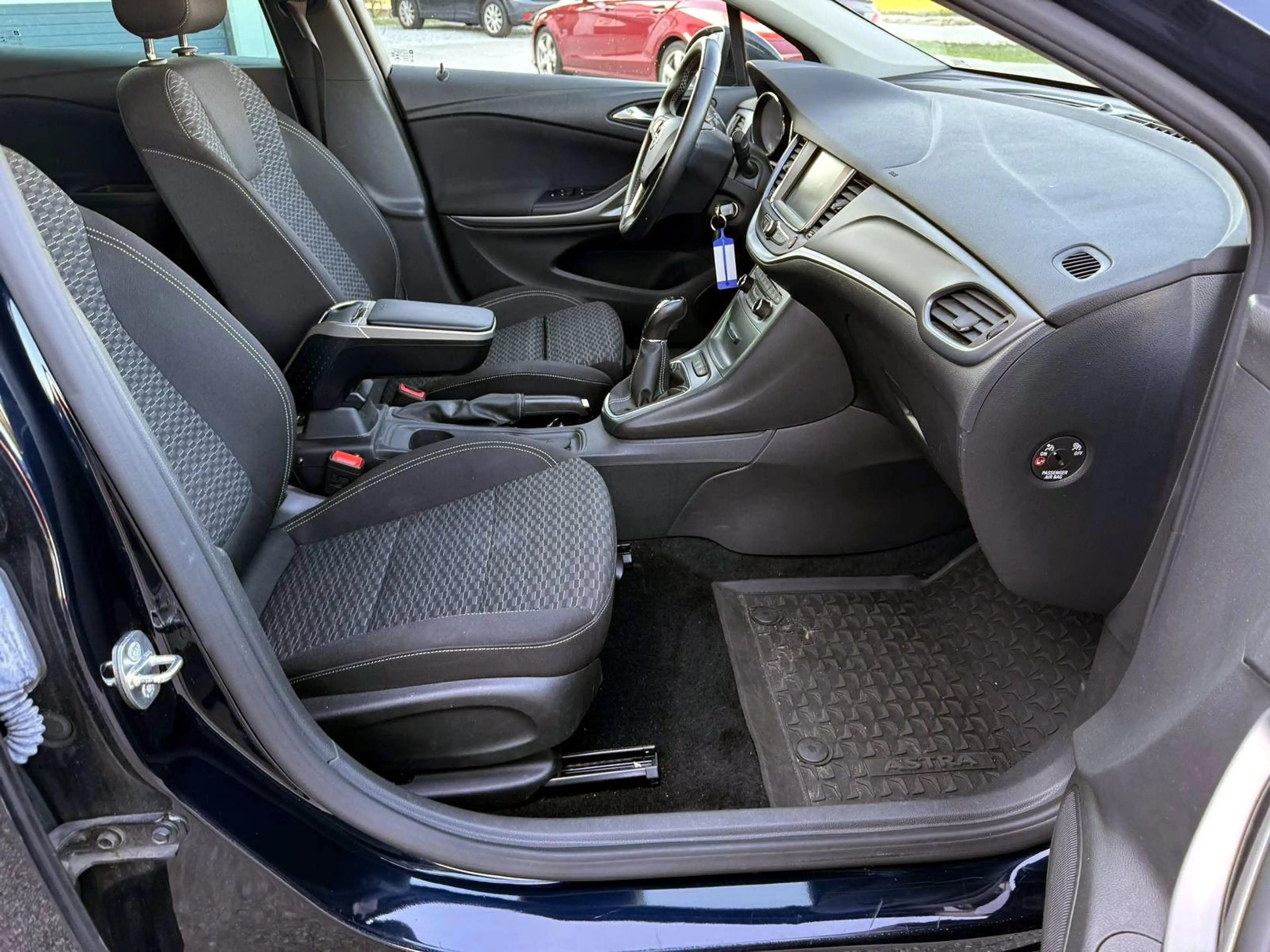 Opel Astra K ST 1.6 CDTi LED AHK CarPlay — photo 15