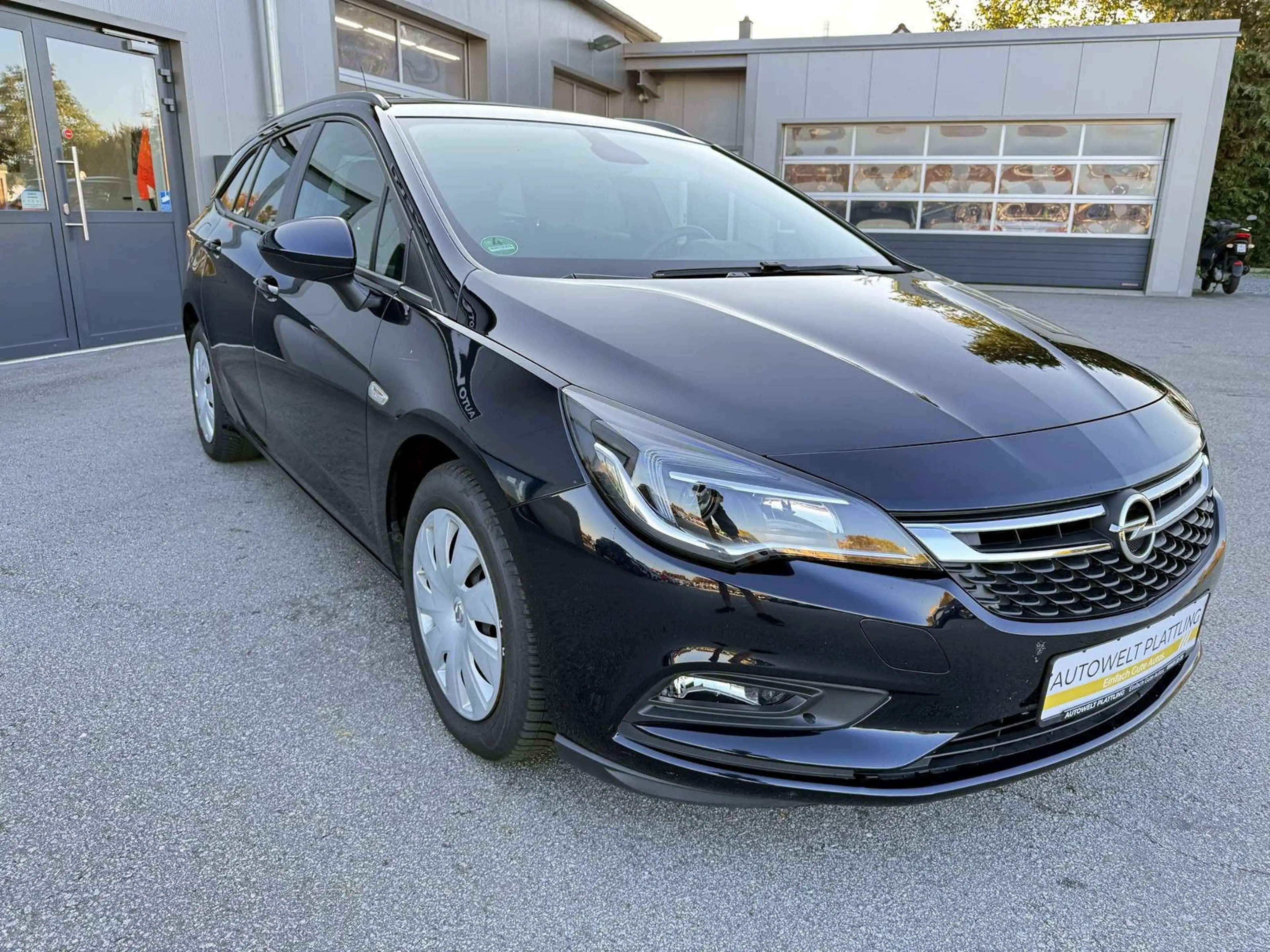 Opel Astra K ST 1.6 CDTi LED AHK CarPlay — photo 5