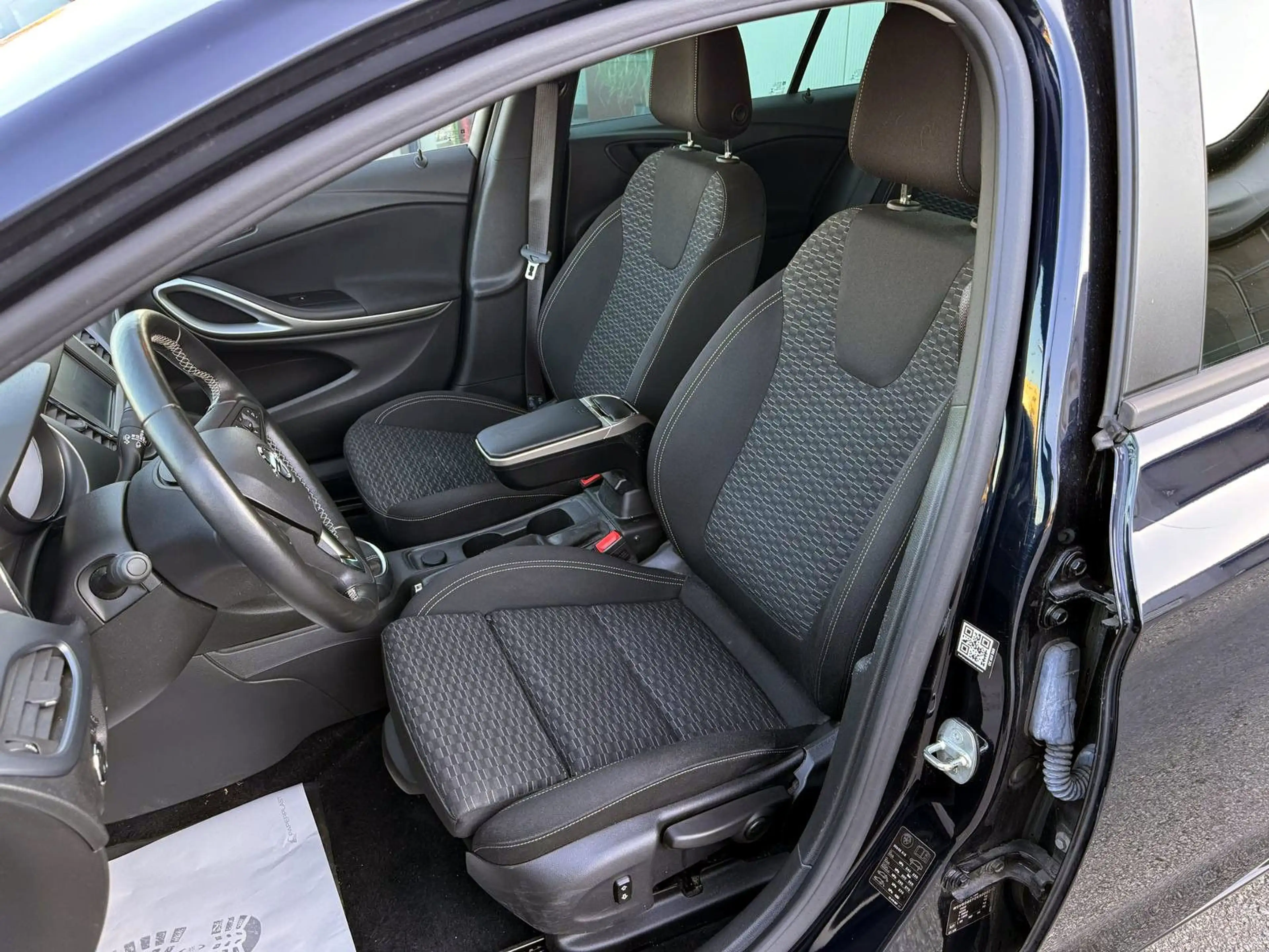 Opel Astra K ST 1.6 CDTi LED AHK CarPlay — photo 14