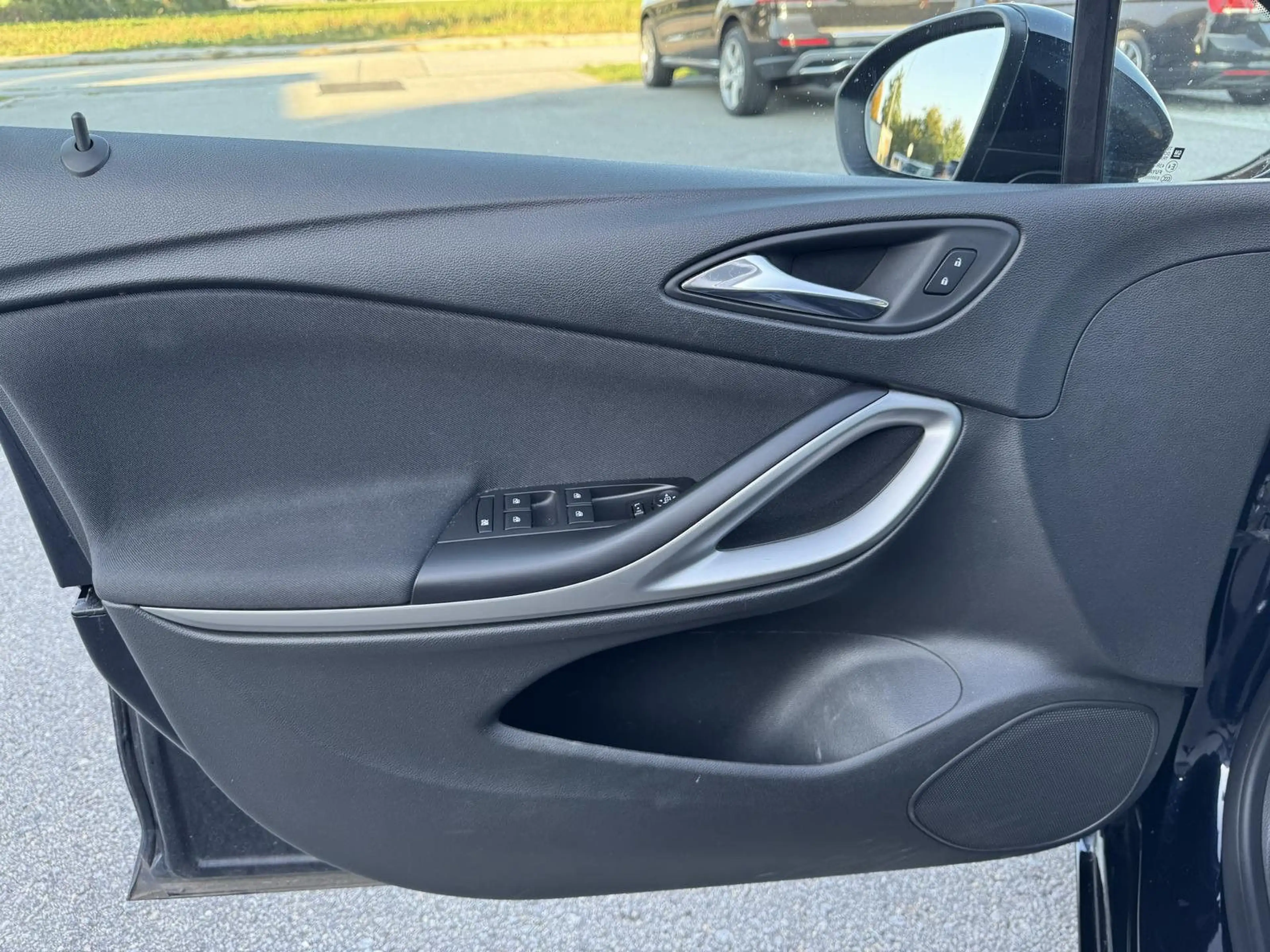 Opel Astra K ST 1.6 CDTi LED AHK CarPlay — photo 12
