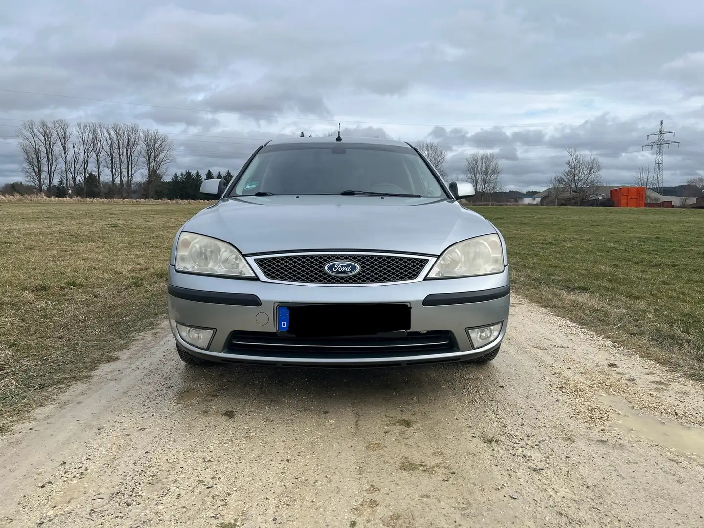 Ford Mondeo 2.0 Ghia Zilver - 1