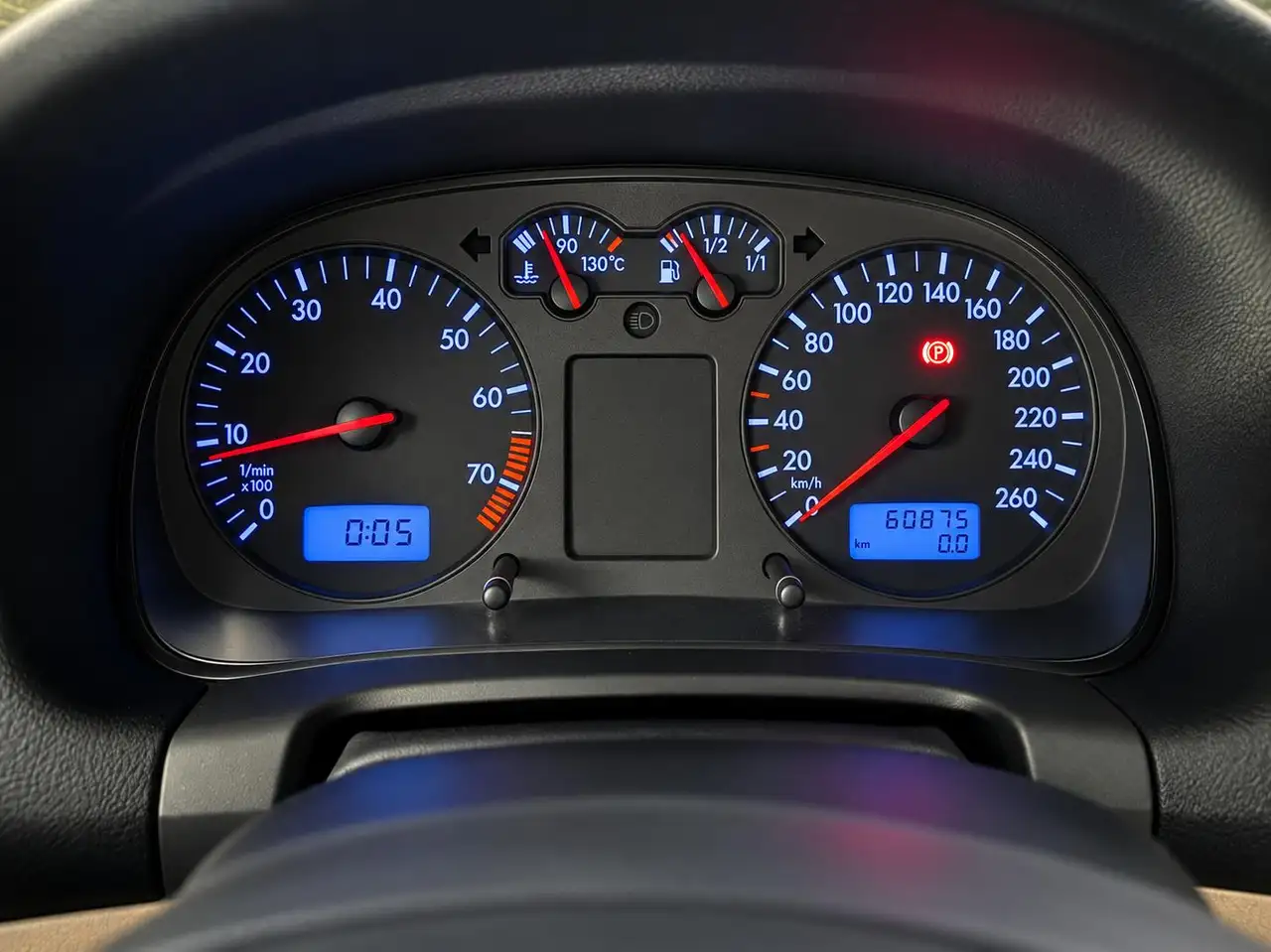 Volkswagen Golf GTI 1.8-5V Turbo, foto 8