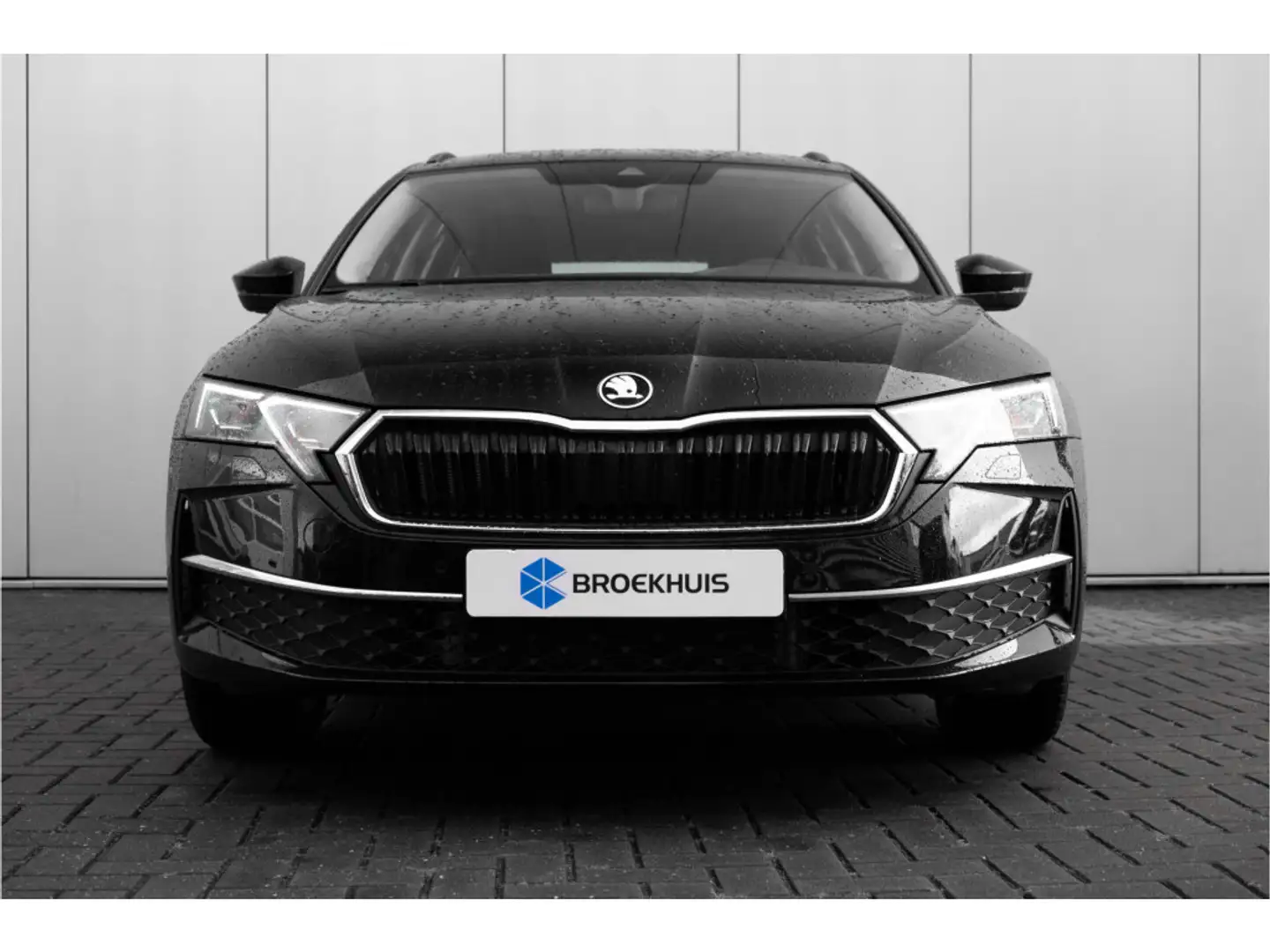 Skoda Octavia Combi First Edition | Chromen grille | Climatronic Zwart - 2