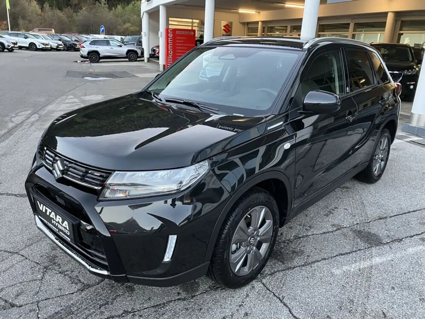 Suzuki Vitara 1,5 Hybrid ALLGRIP 6AGS shine Schwarz - 2