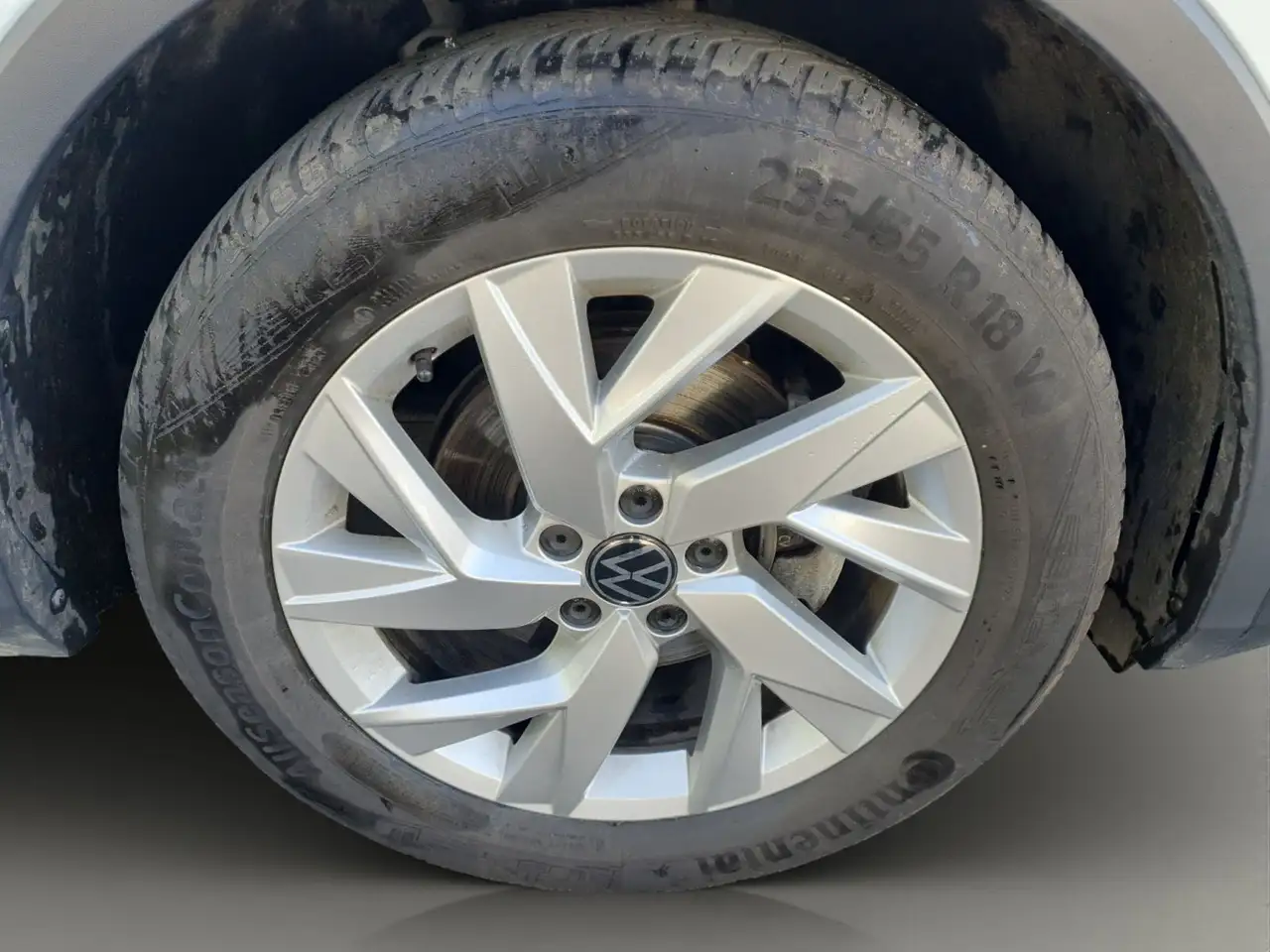 Volkswagen Tiguan 1.5 TSI Elegance OPF Automatik 18