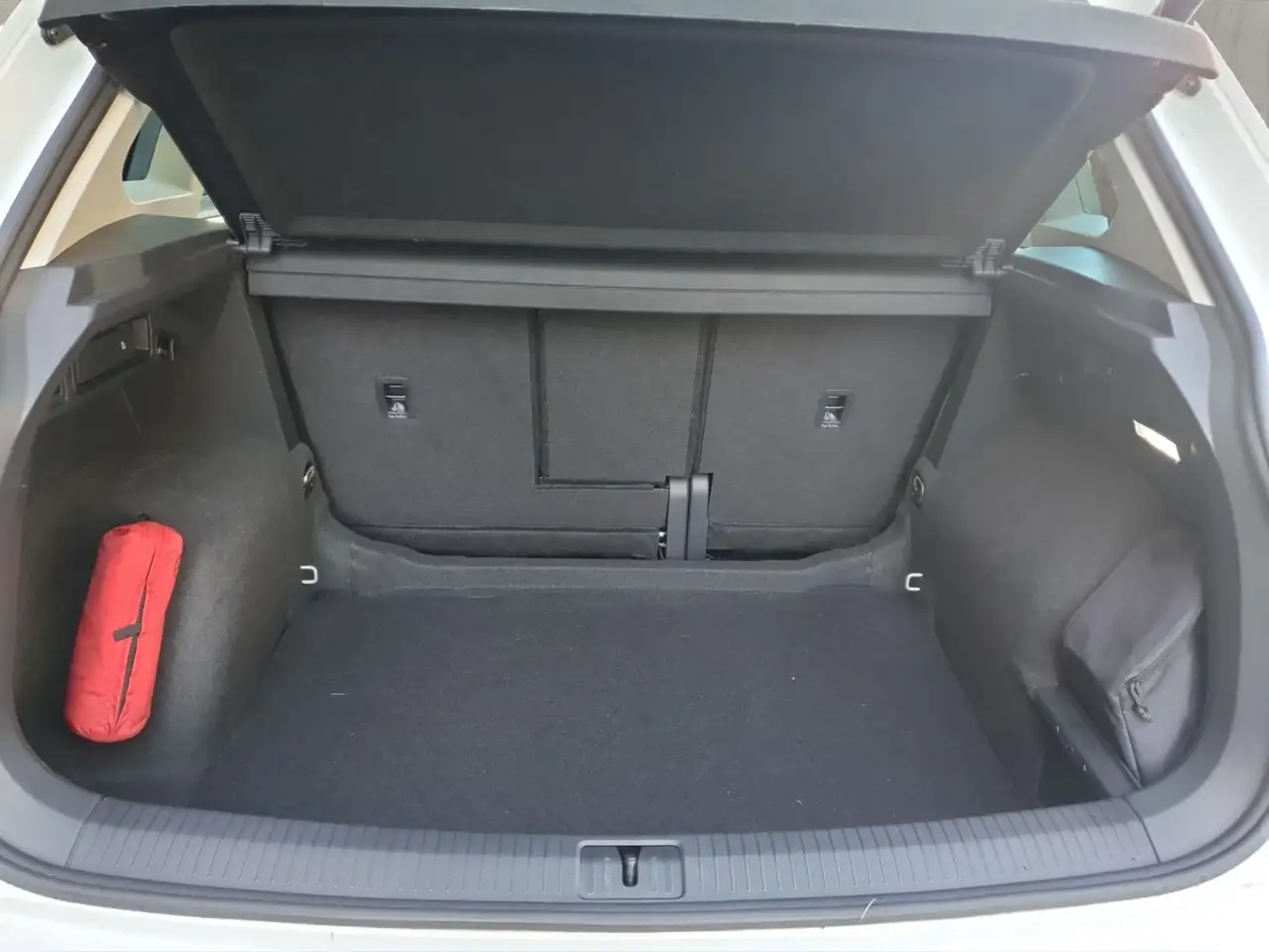 Volkswagen Tiguan 1.5 TSI Elegance OPF Automatik 17