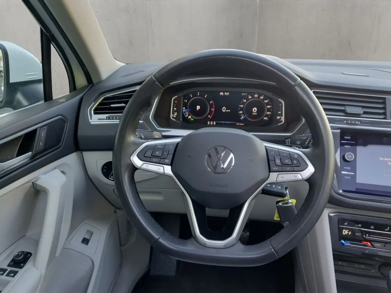 Volkswagen Tiguan 1.5 TSI Elegance OPF Automatik 10