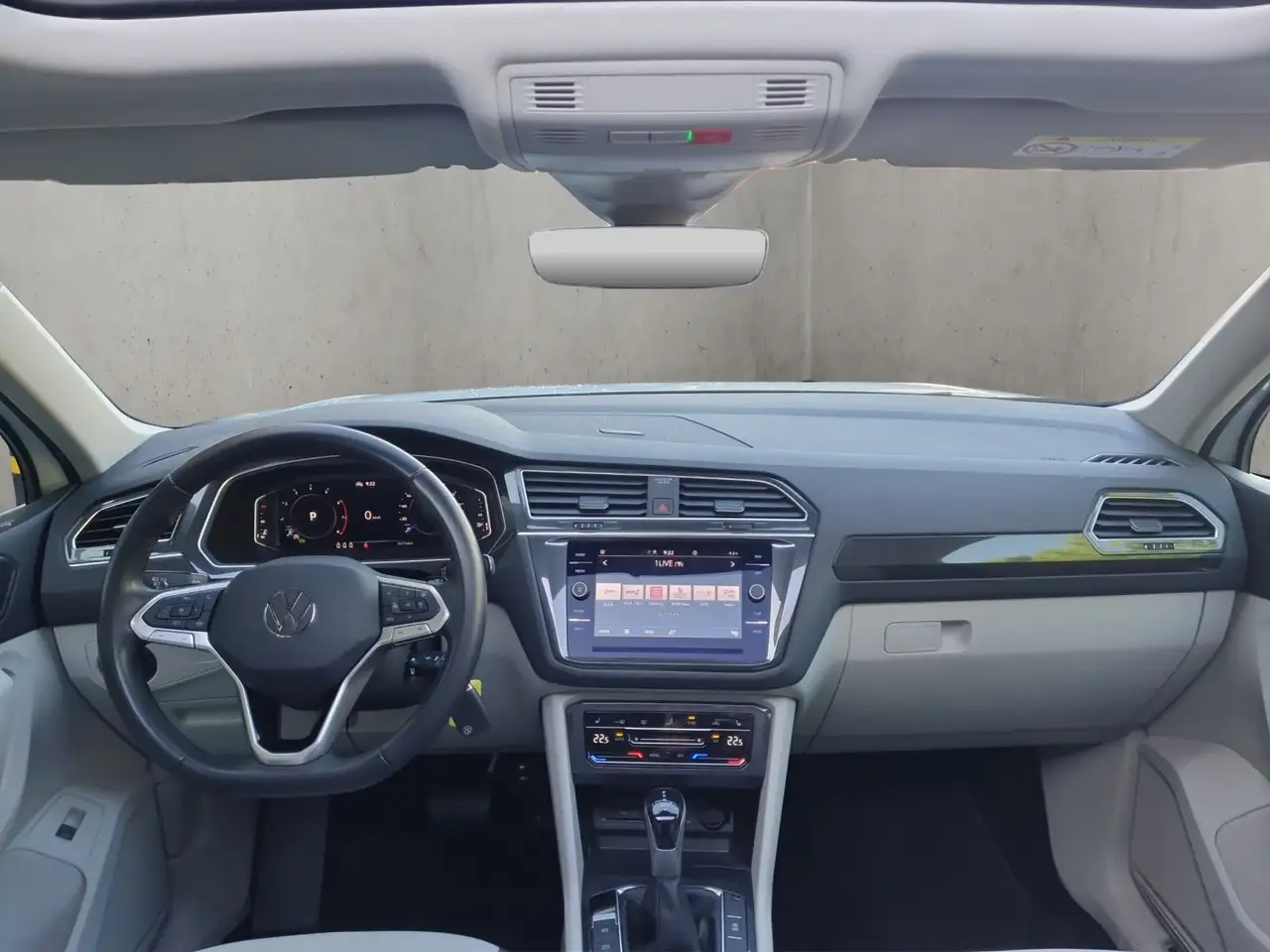 Volkswagen Tiguan 1.5 TSI Elegance OPF Automatik 14