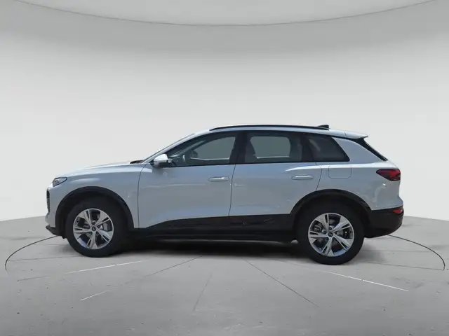 Audi Q6 E-Tron view 6