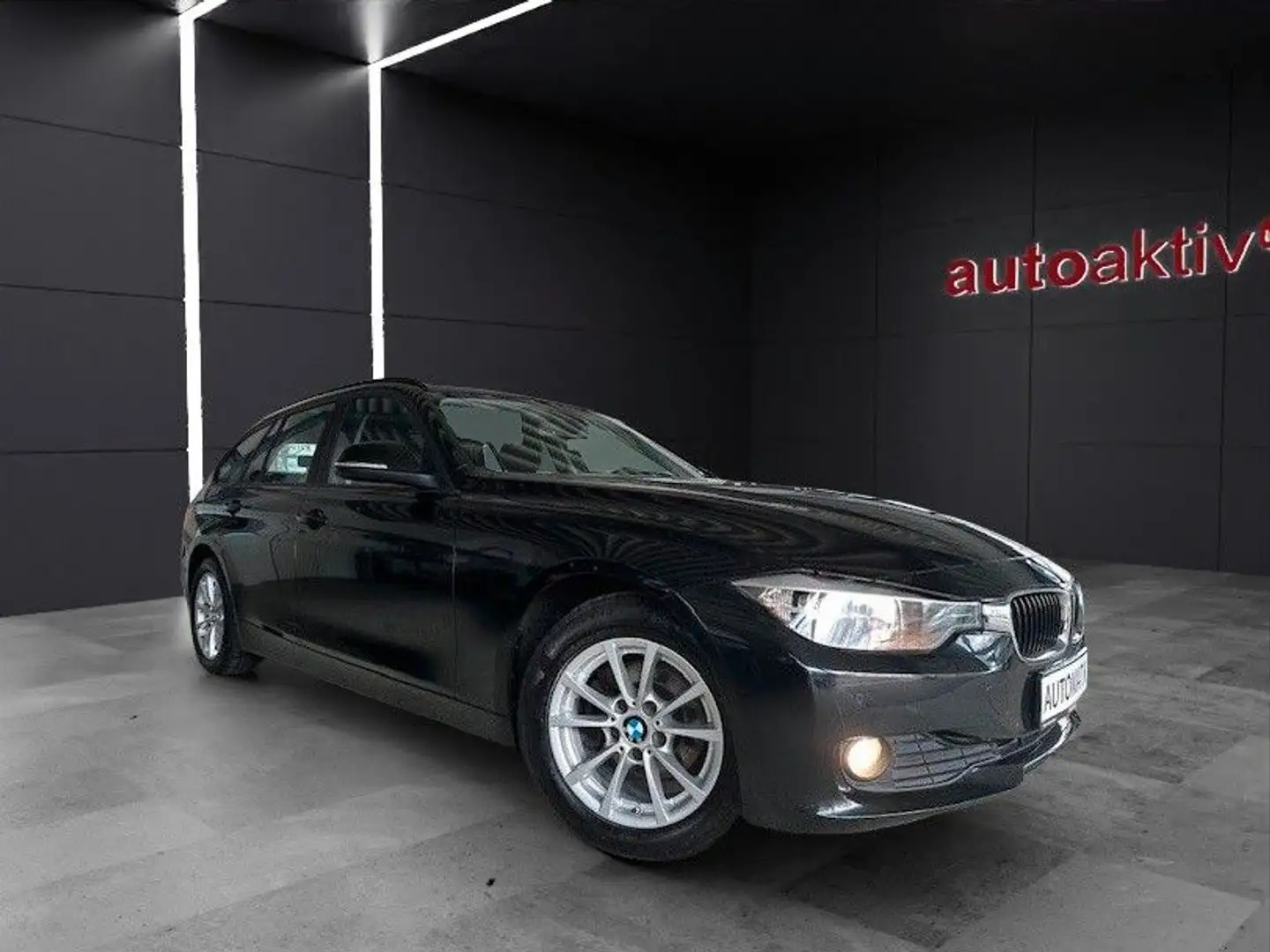 BMW 318 d Touring/Sitz+Lenkrad Hzg/Alu/PDC/Speed Lim Schwarz - 1