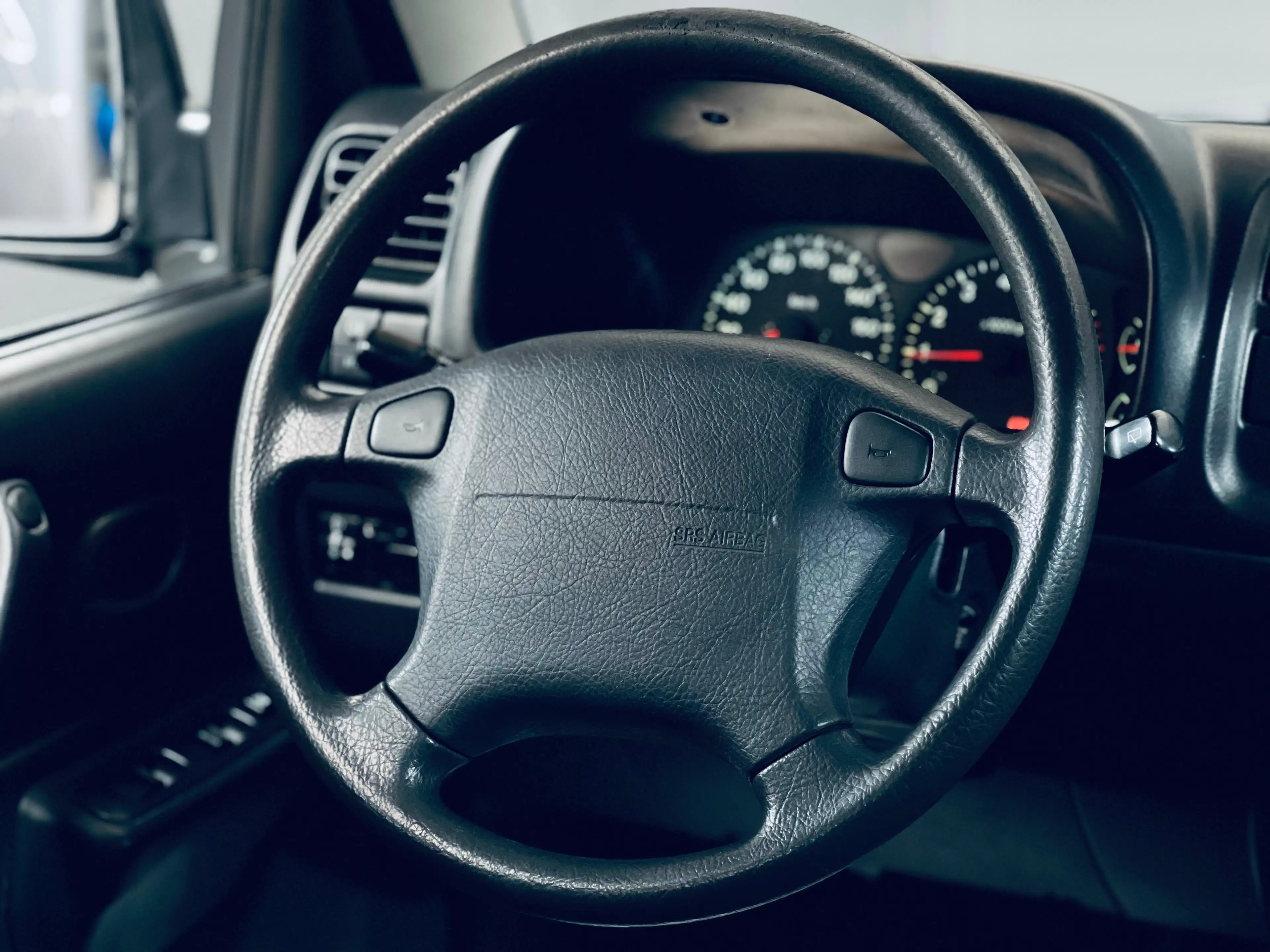 Suzuki Jimny 1.3i **4X4**CLIMATISATION**4 PLACES**GARANTIE** — photo 11