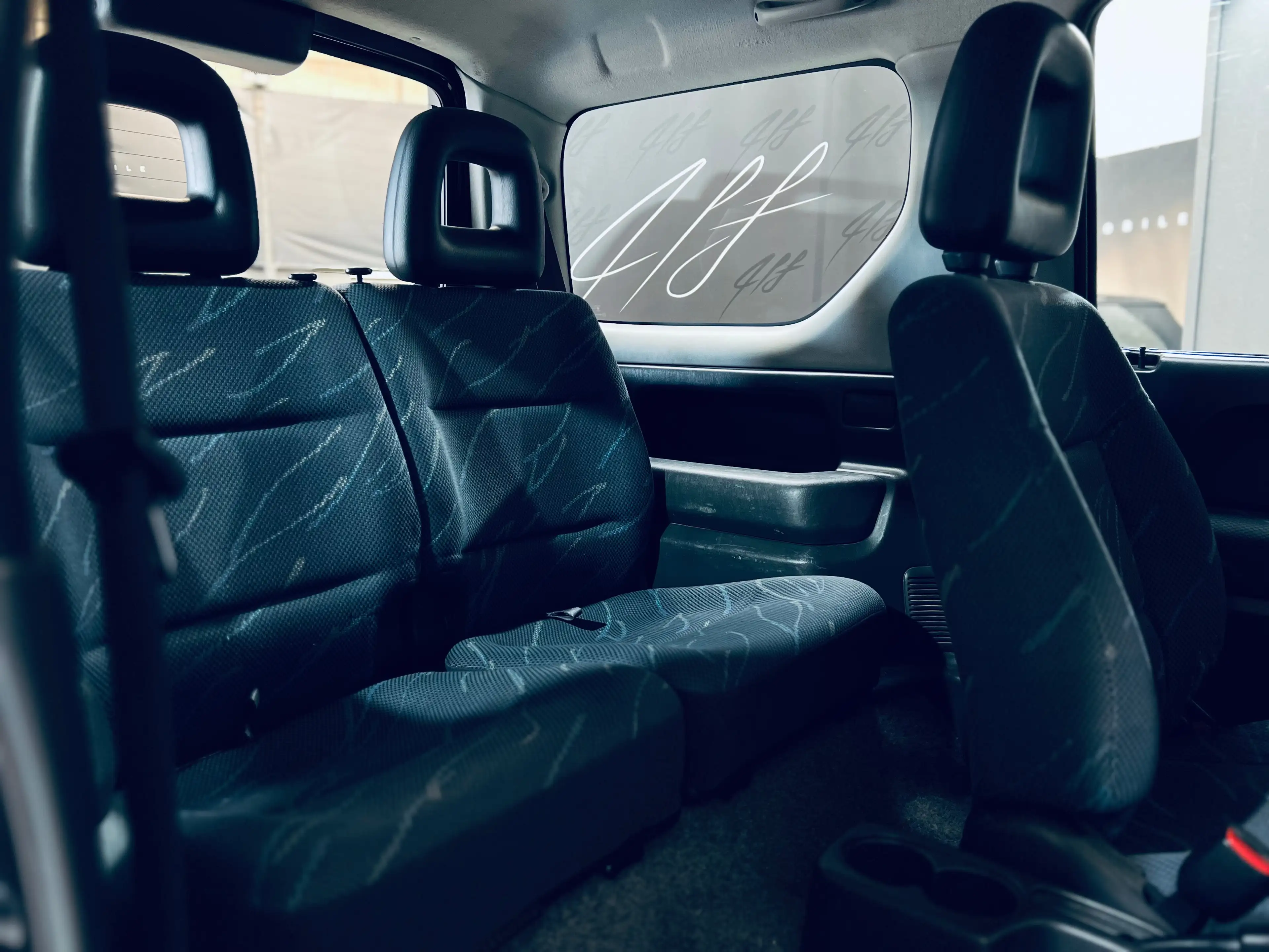 Suzuki Jimny 1.3i **4X4**CLIMATISATION**4 PLACES**GARANTIE** — photo 9