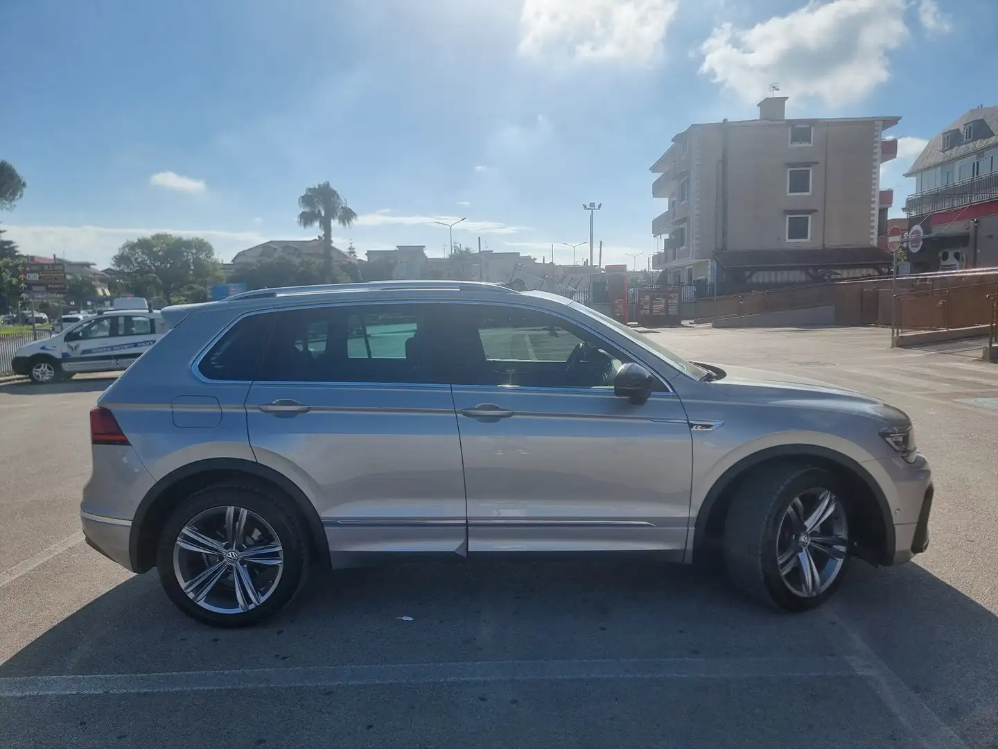 Volkswagen Tiguan Allspace 2.0 tdi Advanced R-Line Exterior Pack 150 - 2