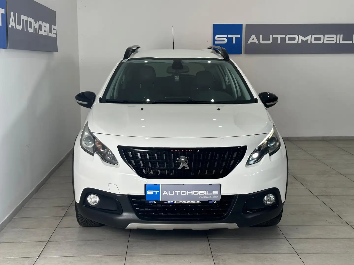 Peugeot 2008 GT Line Allure Aut. // EINPARKHILFE // Weiß - 2