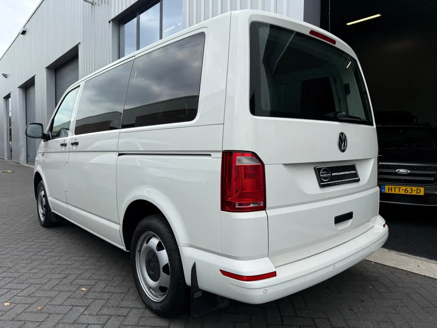 Volkswagen Transporter 2.0 TSI L1H1 4Motion benzine automaat Wit - 2