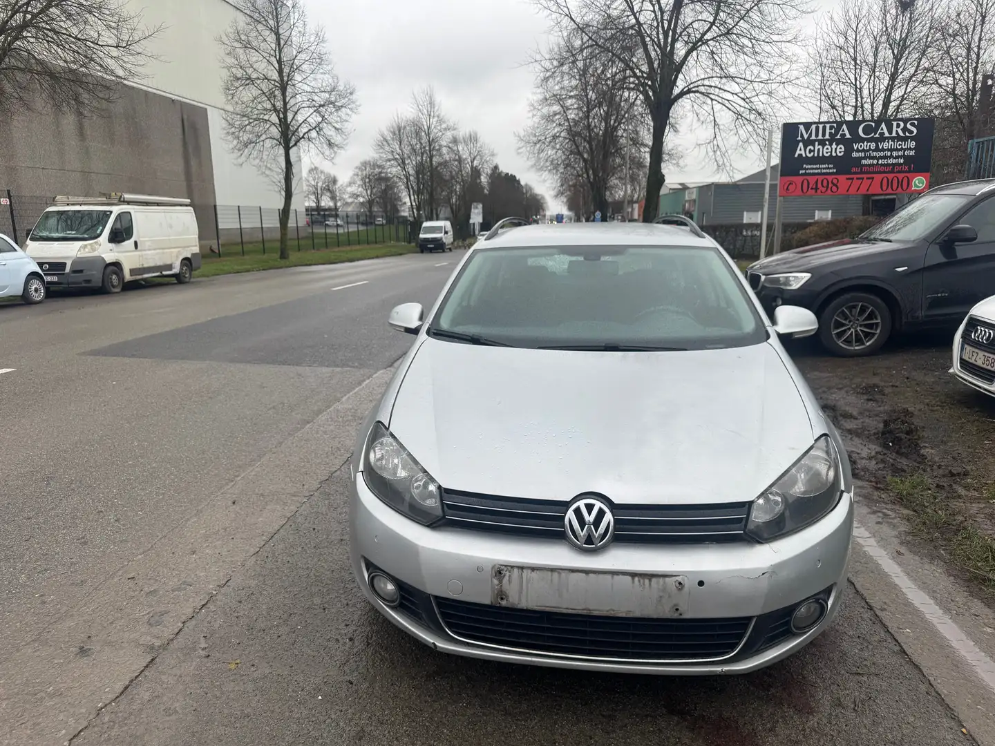 Volkswagen Golf Variant Golf 1.6 CR TDi Trendline DPF Grijs - 1
