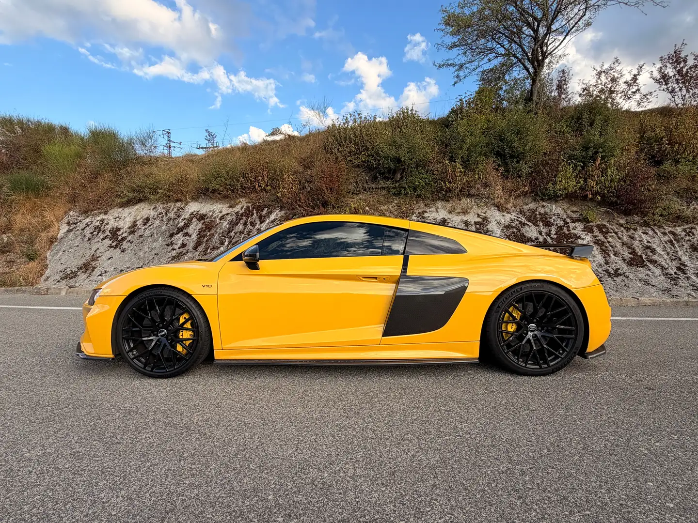 Audi R8 R8 5.2 FSI V10 plus quattro S Tronic Amarillo - 1