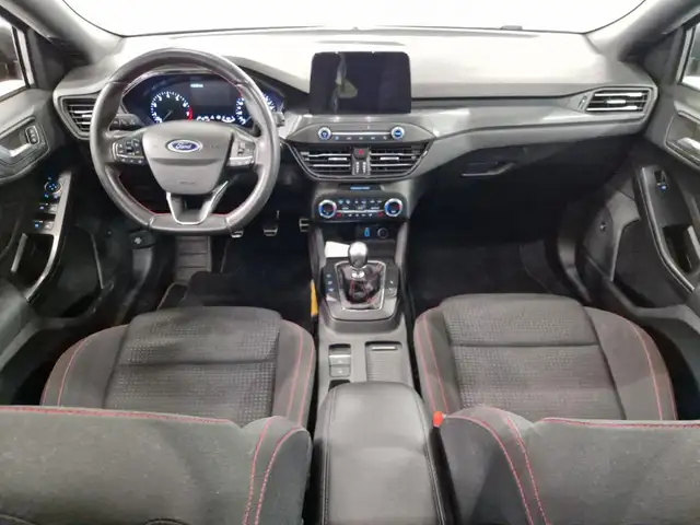 Ford Focus view 6