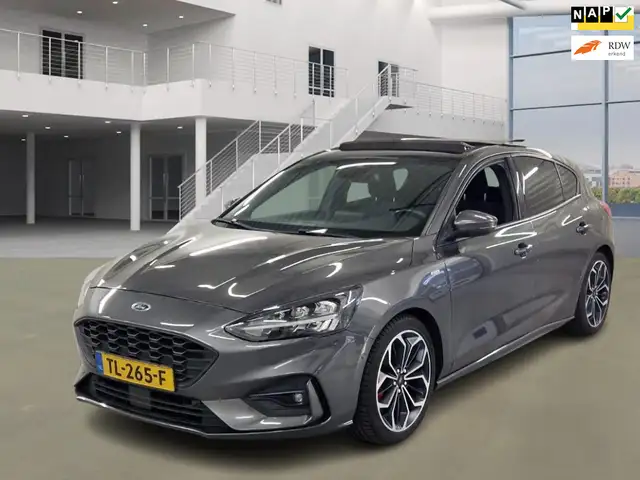 Ford Focus main image