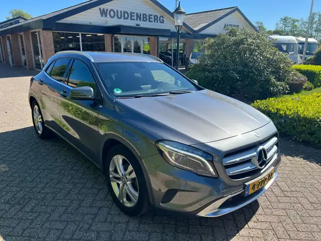 Mercedes-Benz GLA 200 GLA 200 Urban, Camera