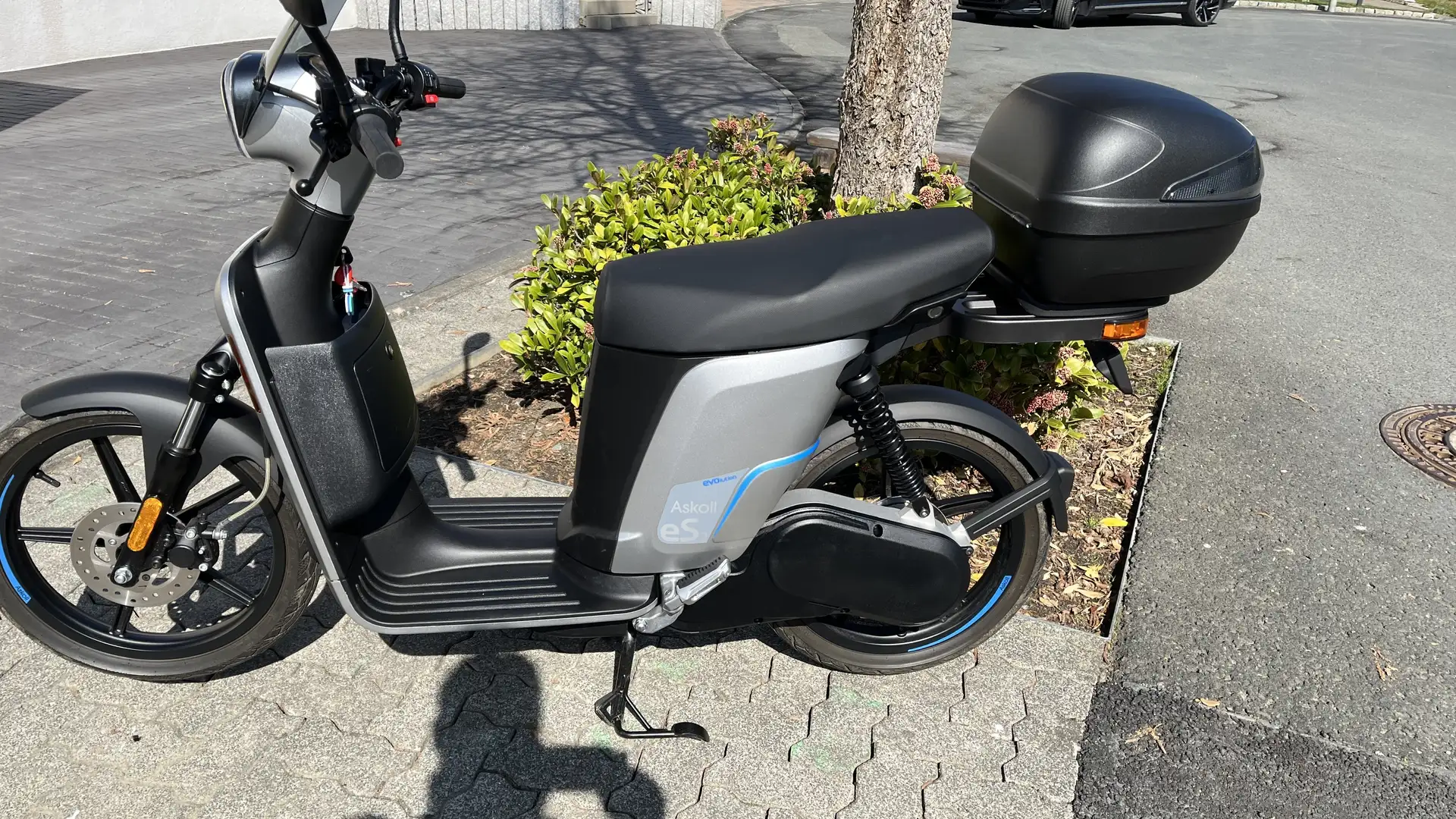 Askoll eS2 Moped 2-Sitzer, 45 km/h mit ABE Zulassung - 1