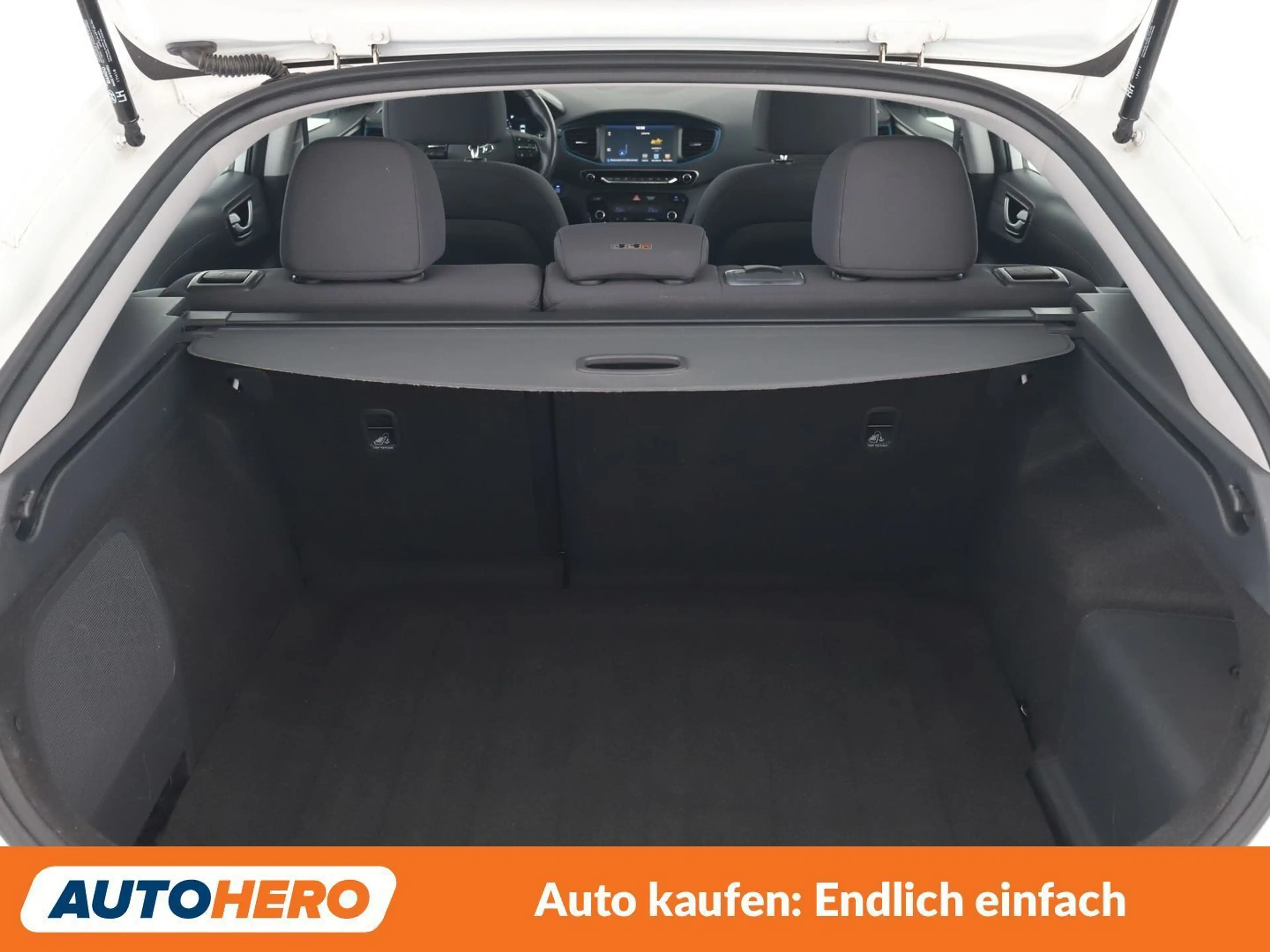 Hyundai IONIQ 1.6 Hybrid Style — photo 17