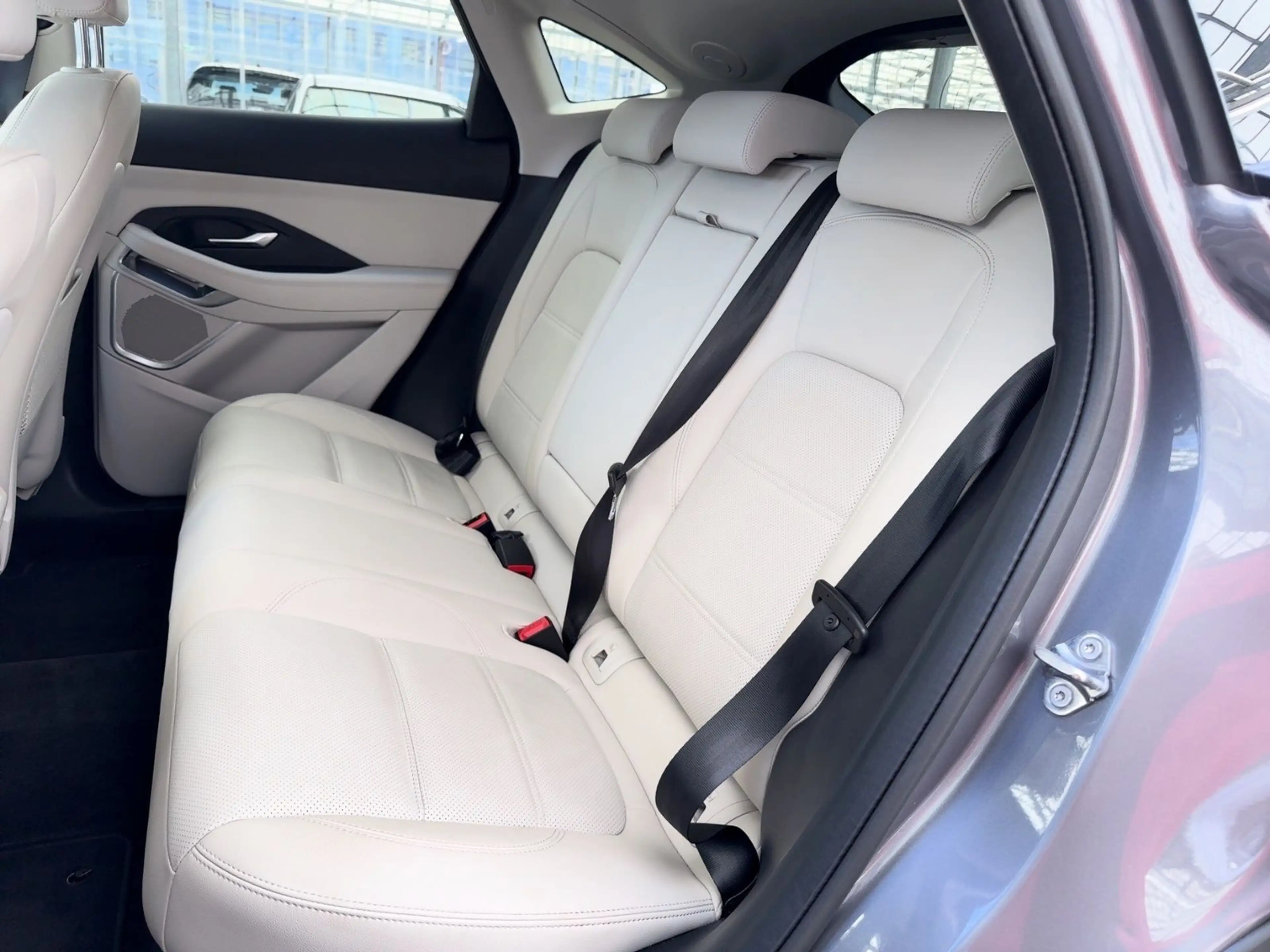 Jaguar E-Pace E-PACE D165 SE AWD  Mild-Hybrid|ACC|LED — photo 15