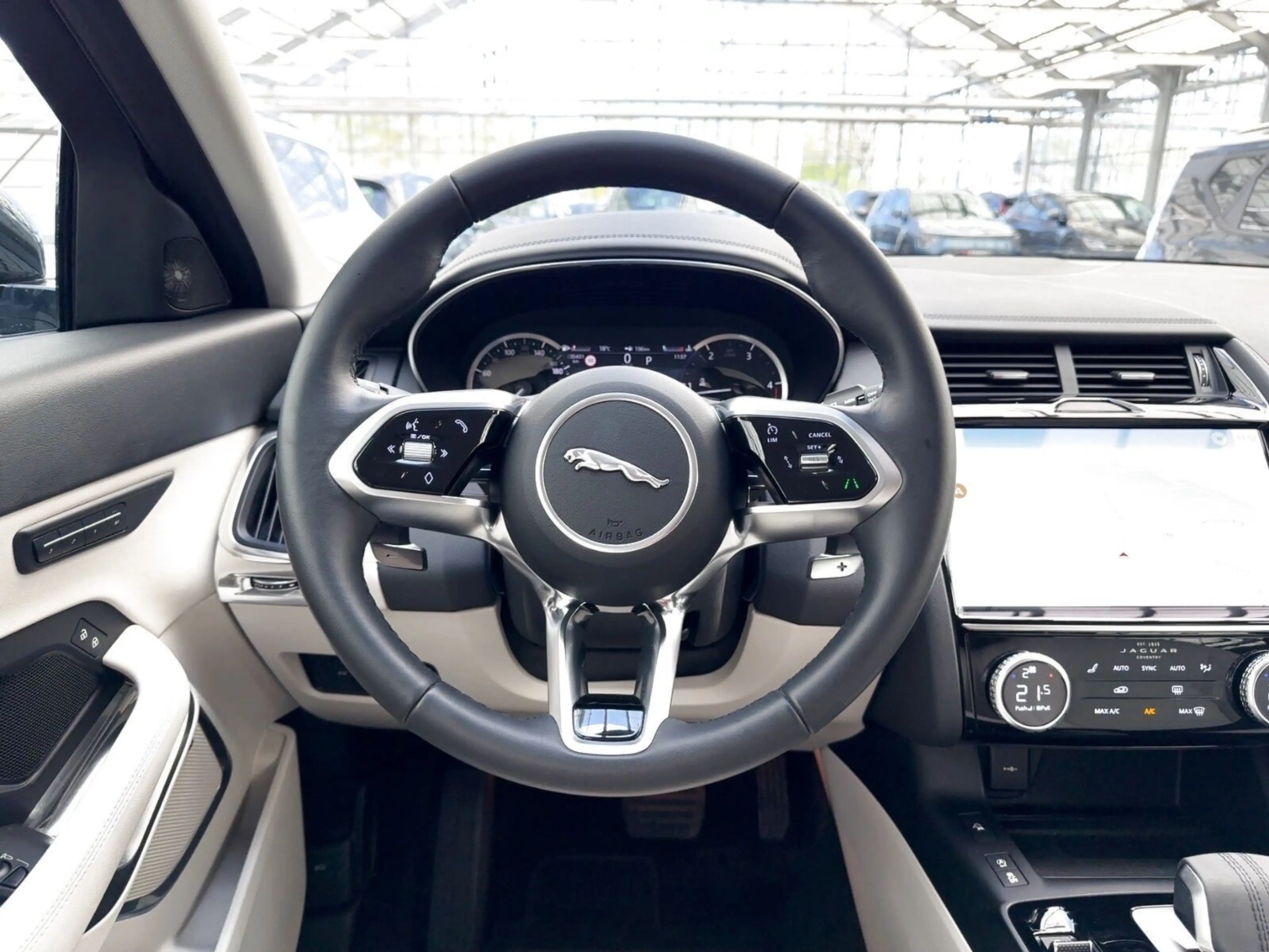 Jaguar E-Pace E-PACE D165 SE AWD  Mild-Hybrid|ACC|LED — photo 10