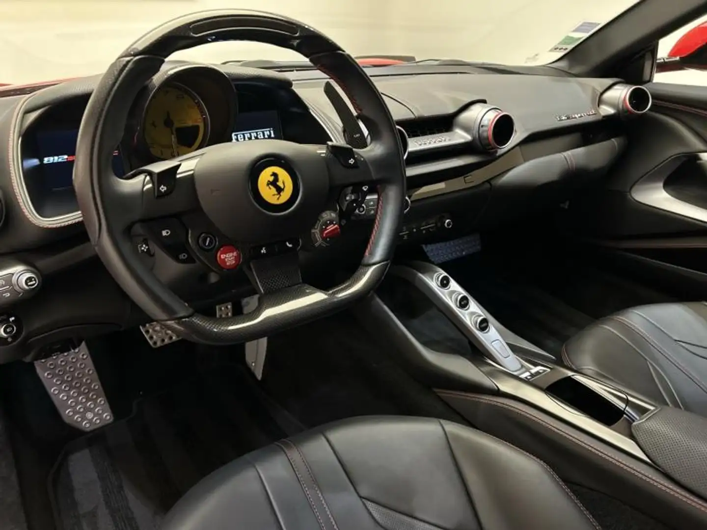 Ferrari 812 V12 6.5 800ch Rojo - 2