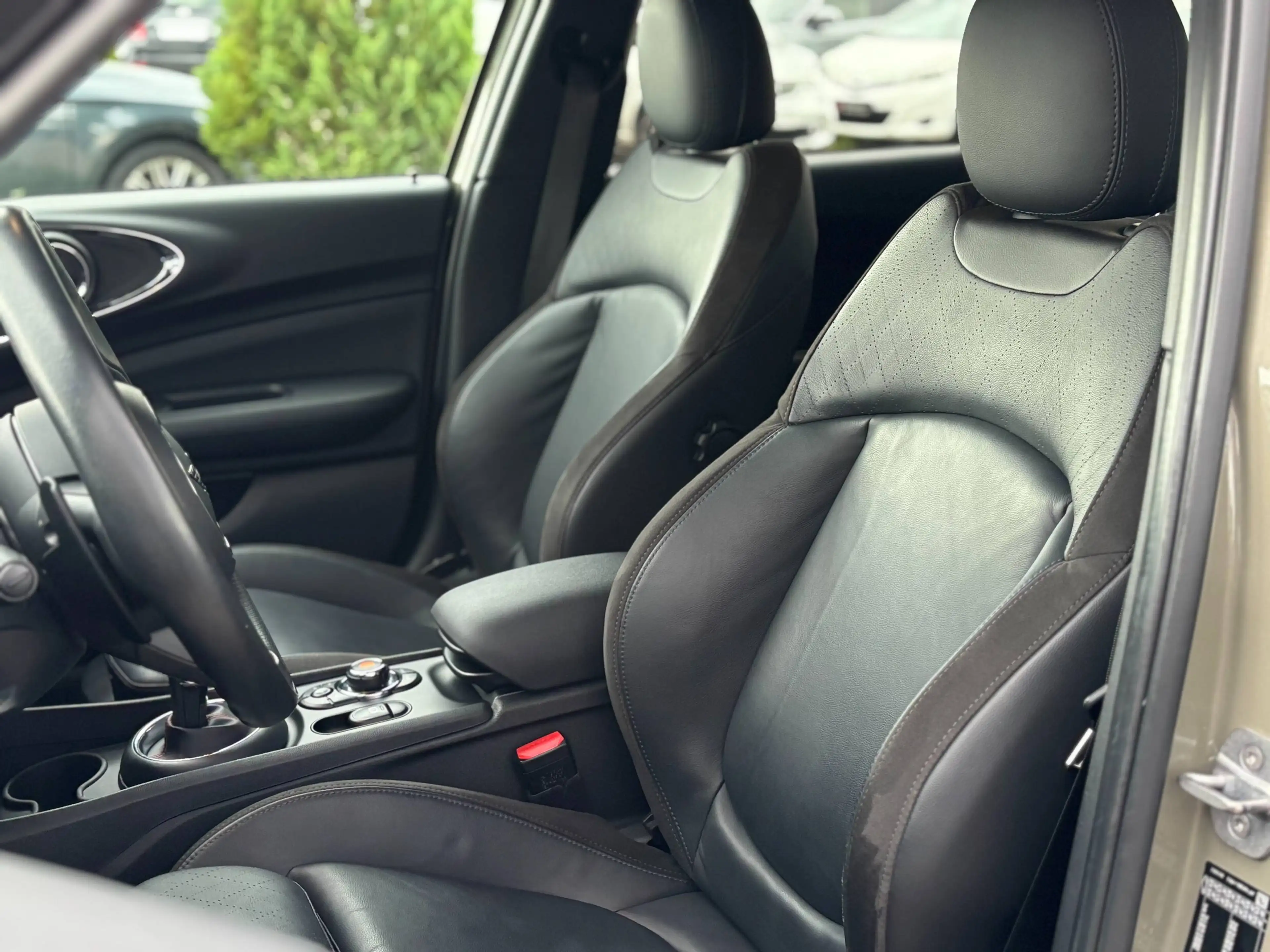 MINI Cooper S Clubman Cooper S All4 — photo 12