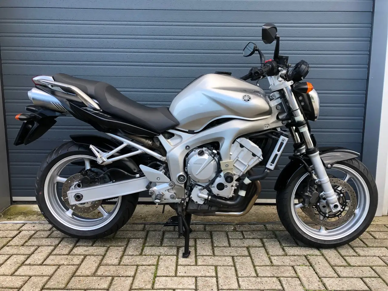 Yamaha FZ 6