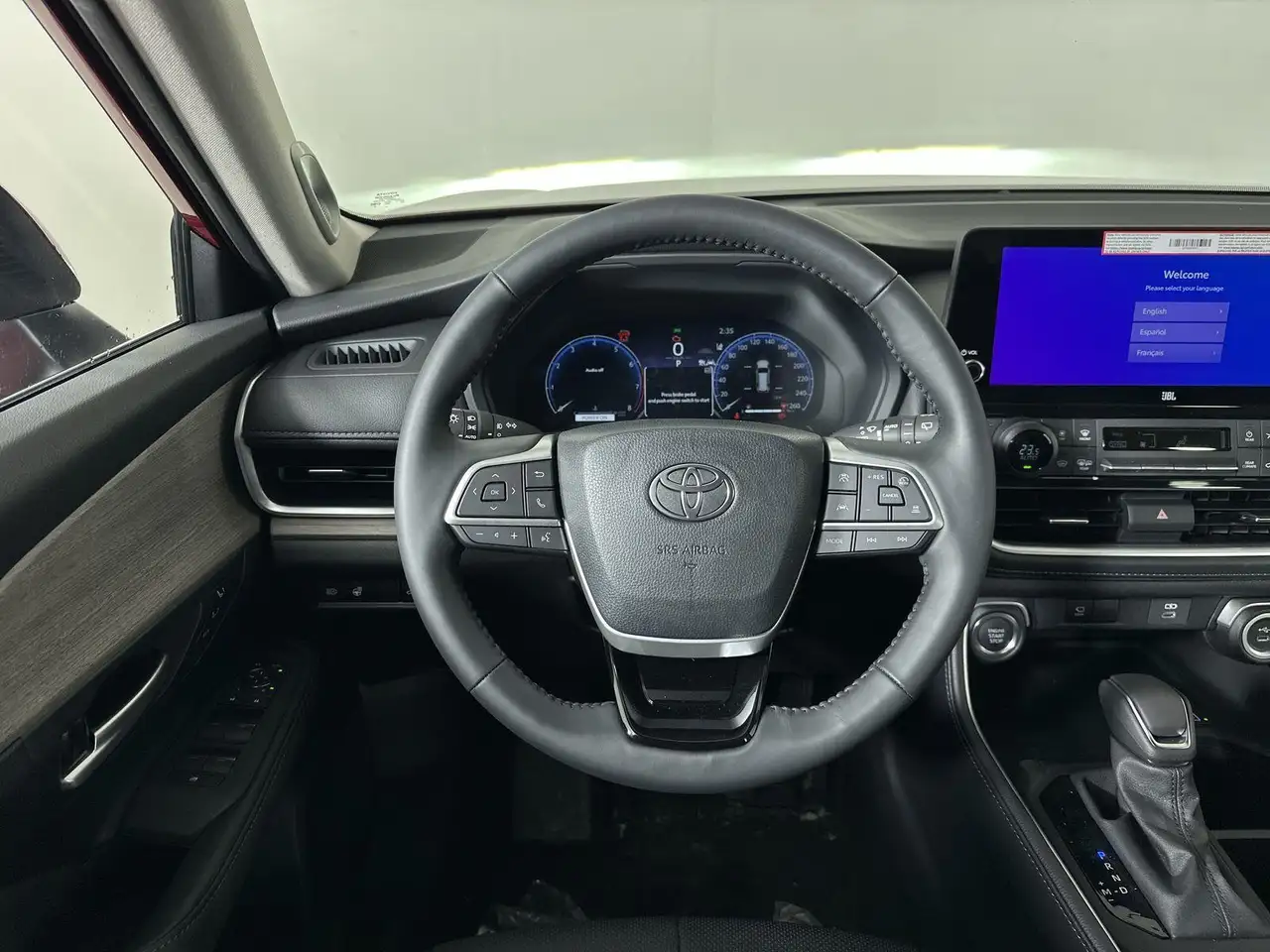 Toyota Grand Highlander снимка Toyota Grand Highlander