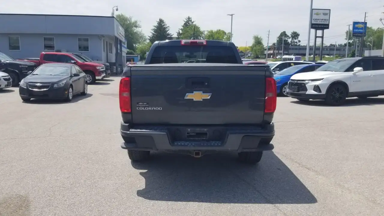 Chevrolet Colorado снимка Chevrolet Colorado