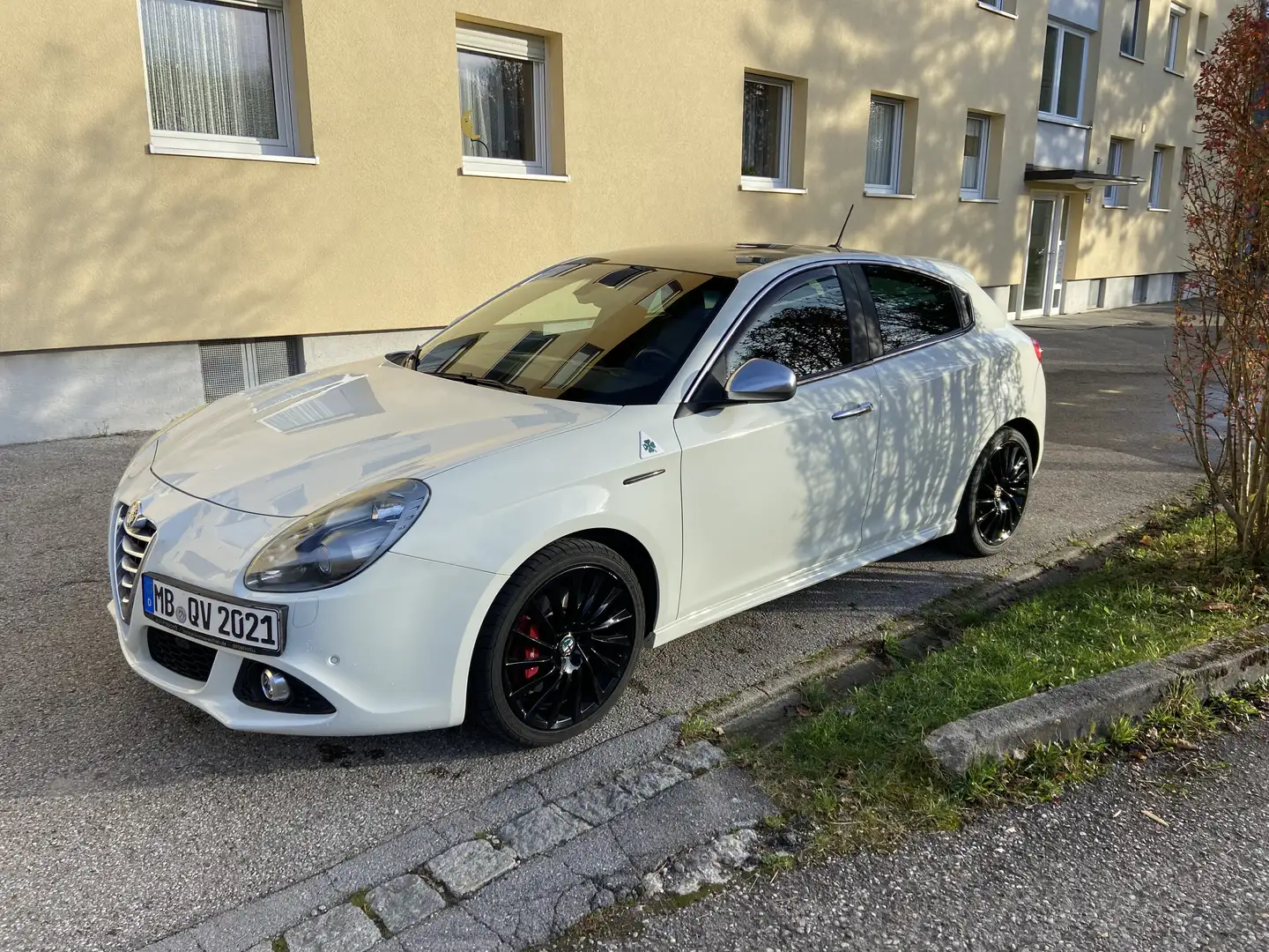 Alfa Romeo Giulietta 1750 tbi Quadrifoglio Verde 235cv - 2