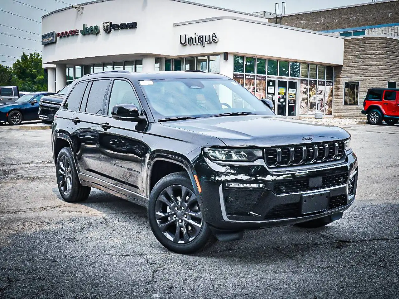 Jeep Grand Cherokee photo Jeep Grand Cherokee