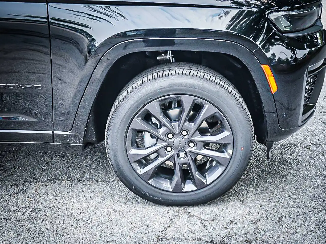 Jeep Grand Cherokee photo Jeep Grand Cherokee
