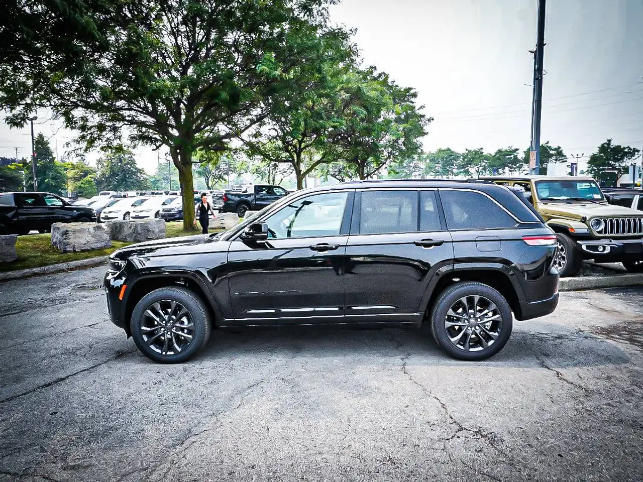 Jeep Grand Cherokee photo Jeep Grand Cherokee