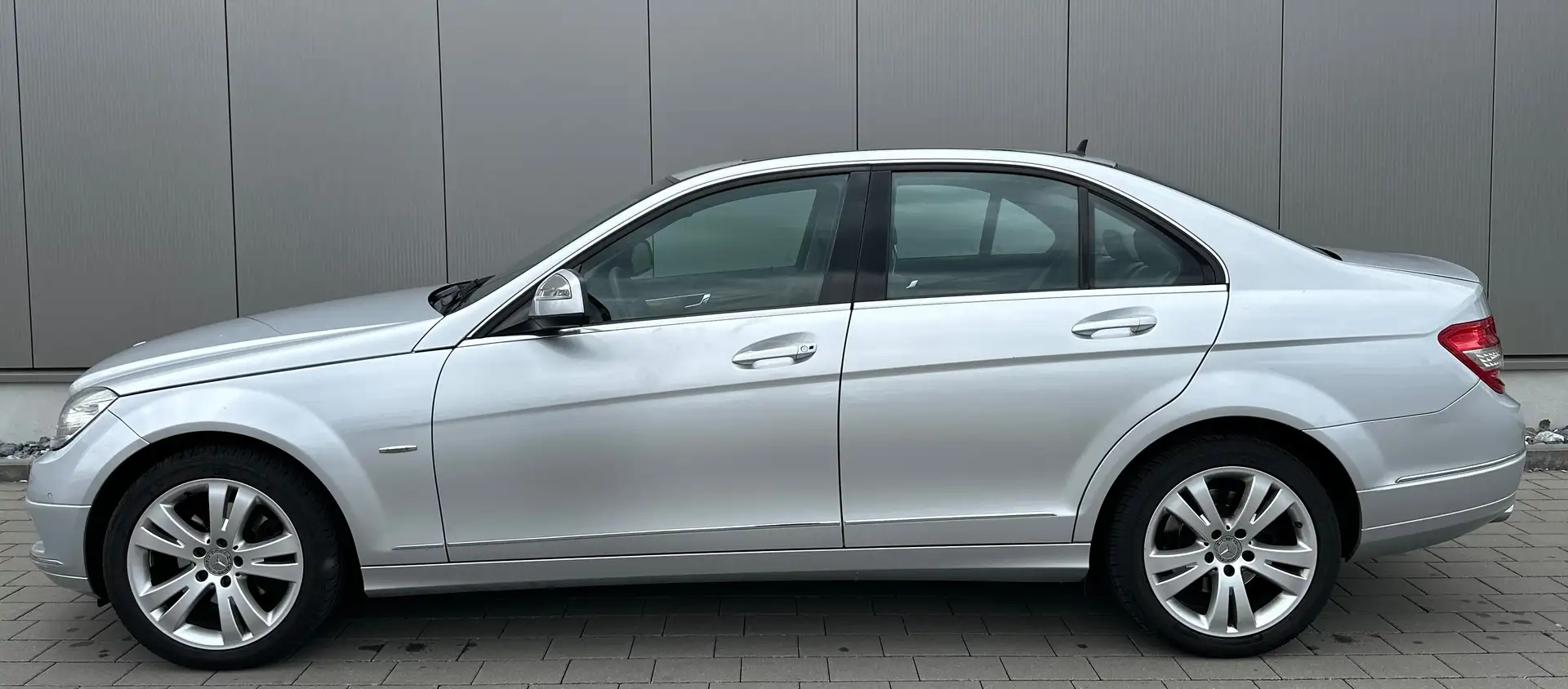 Mercedes-Benz C 200 C 200 Kompressor (204.041) 1.Hand/Xenon/Klima/SHZ/ Stříbrná - 2