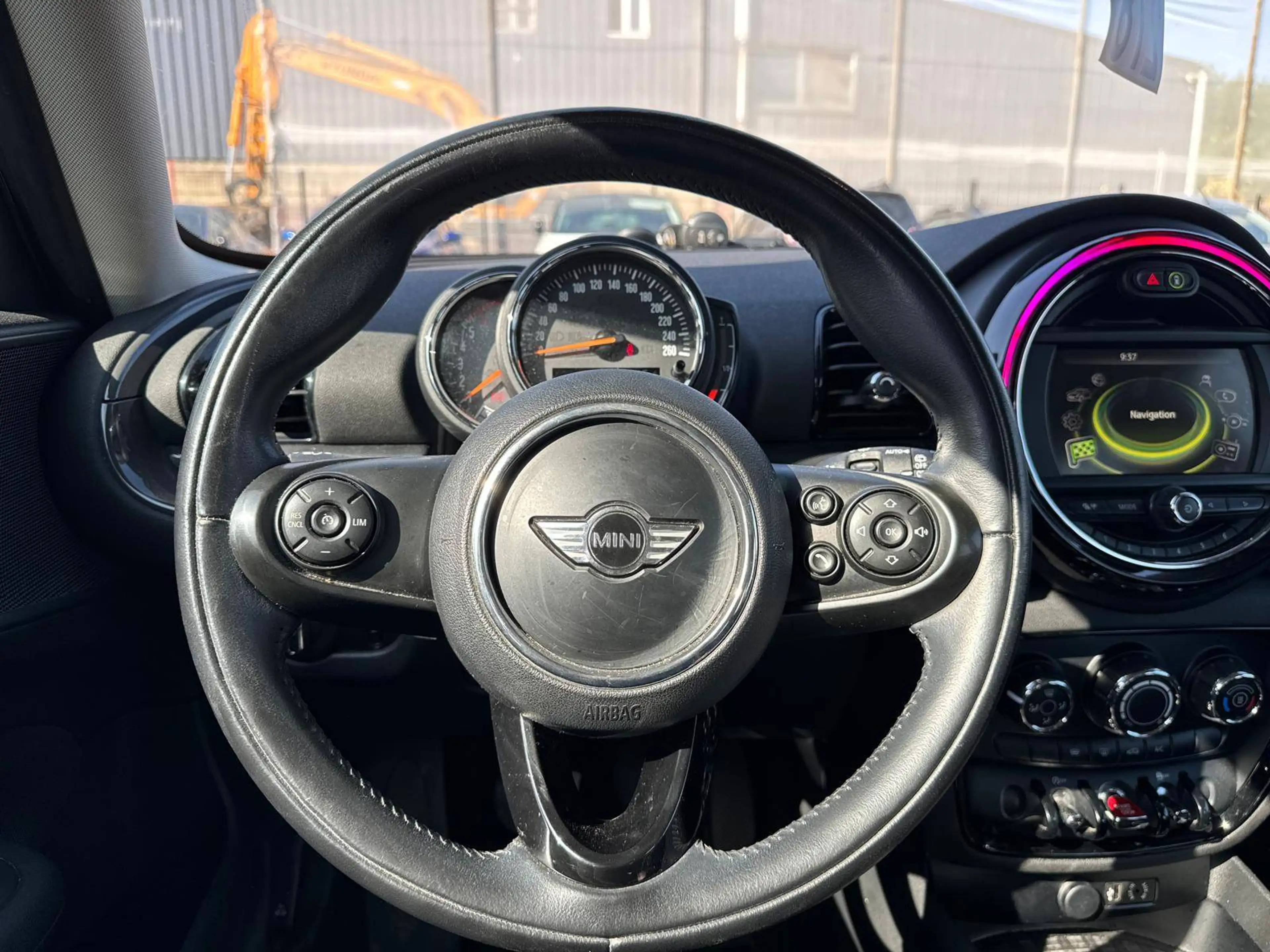 MINI Cooper D Clubman Clubman 1.5 D Cooper — photo 14